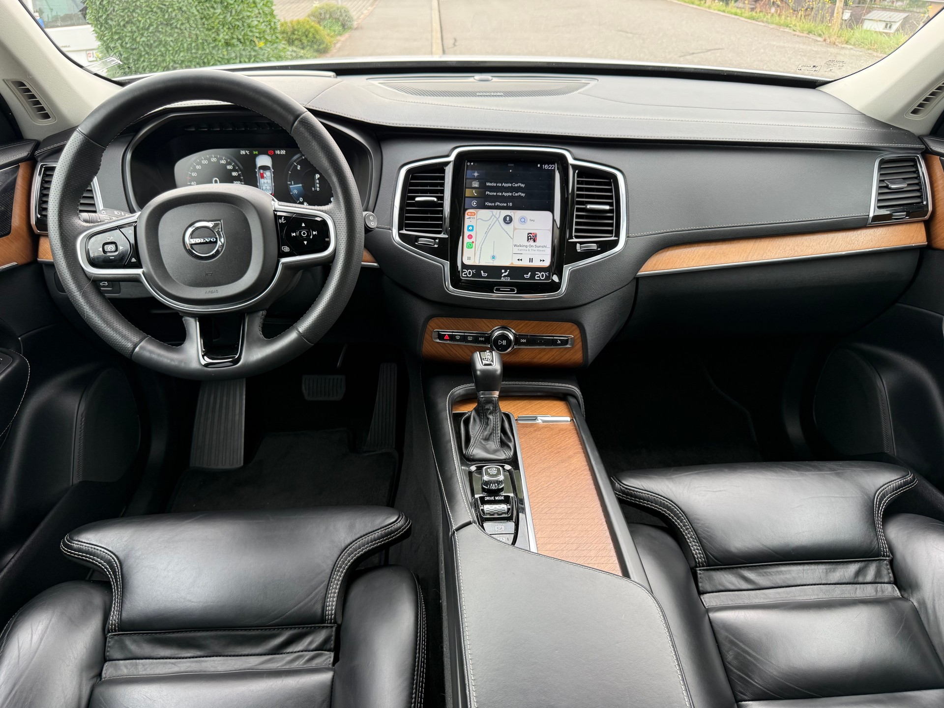 VOLVO 2.0 D5 Inscription 7P. AWD-image-10