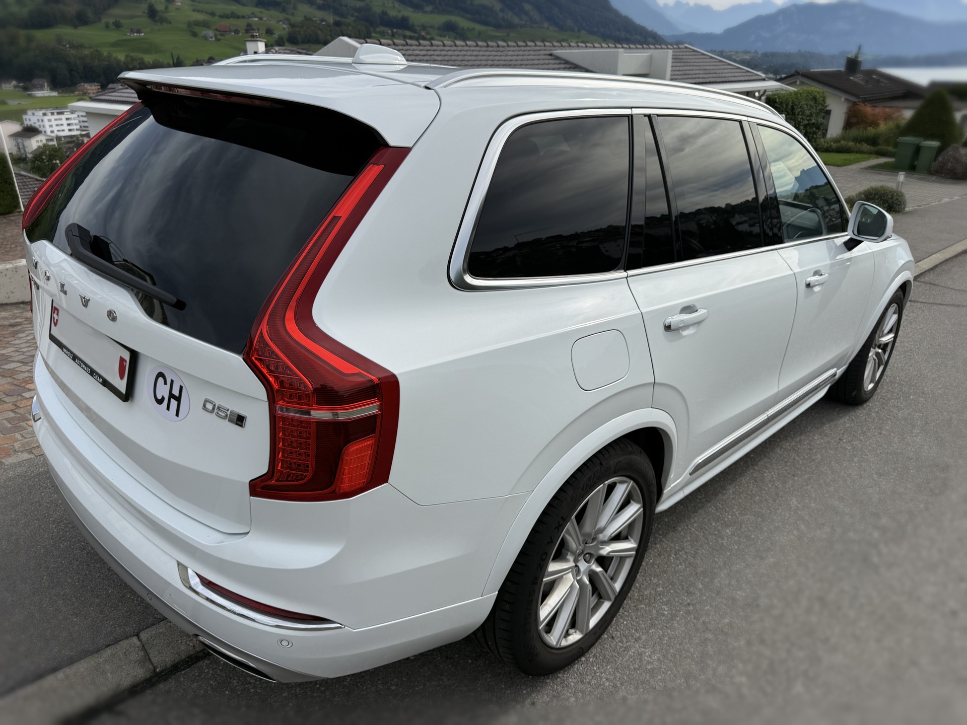 VOLVO 2.0 D5 Inscription 7P. AWD-image-4
