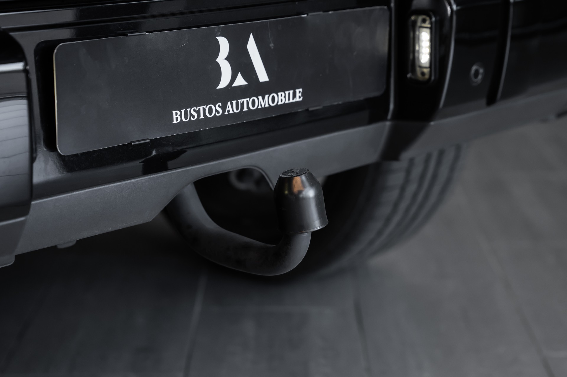 MERCEDES-BENZ G 63 AMG Speedshift Plus G-Tronic / CH Auto / Gratis Service / Night Paket II / Carbon Paket / Burmester / Schiebedach-image-8