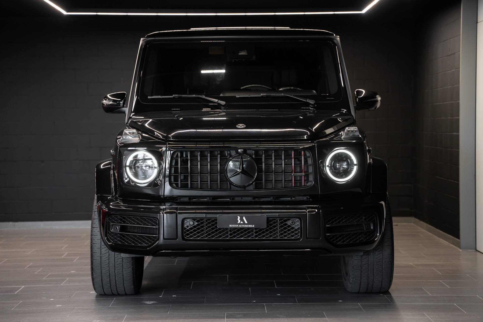 MERCEDES-BENZ G 63 AMG Speedshift Plus G-Tronic / CH Auto / Gratis Service / Night Paket II / Carbon Paket / Burmester / Schiebedach-image-5