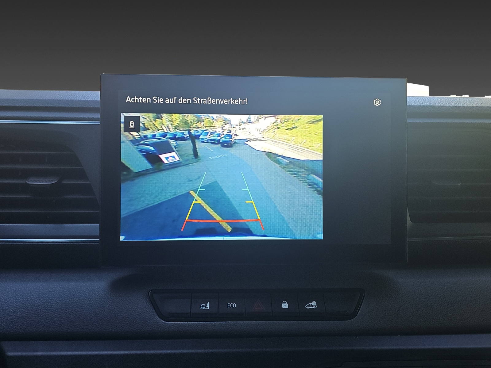 RENAULT Master E-Tech 35 EV 87kWh L2H2-image-16