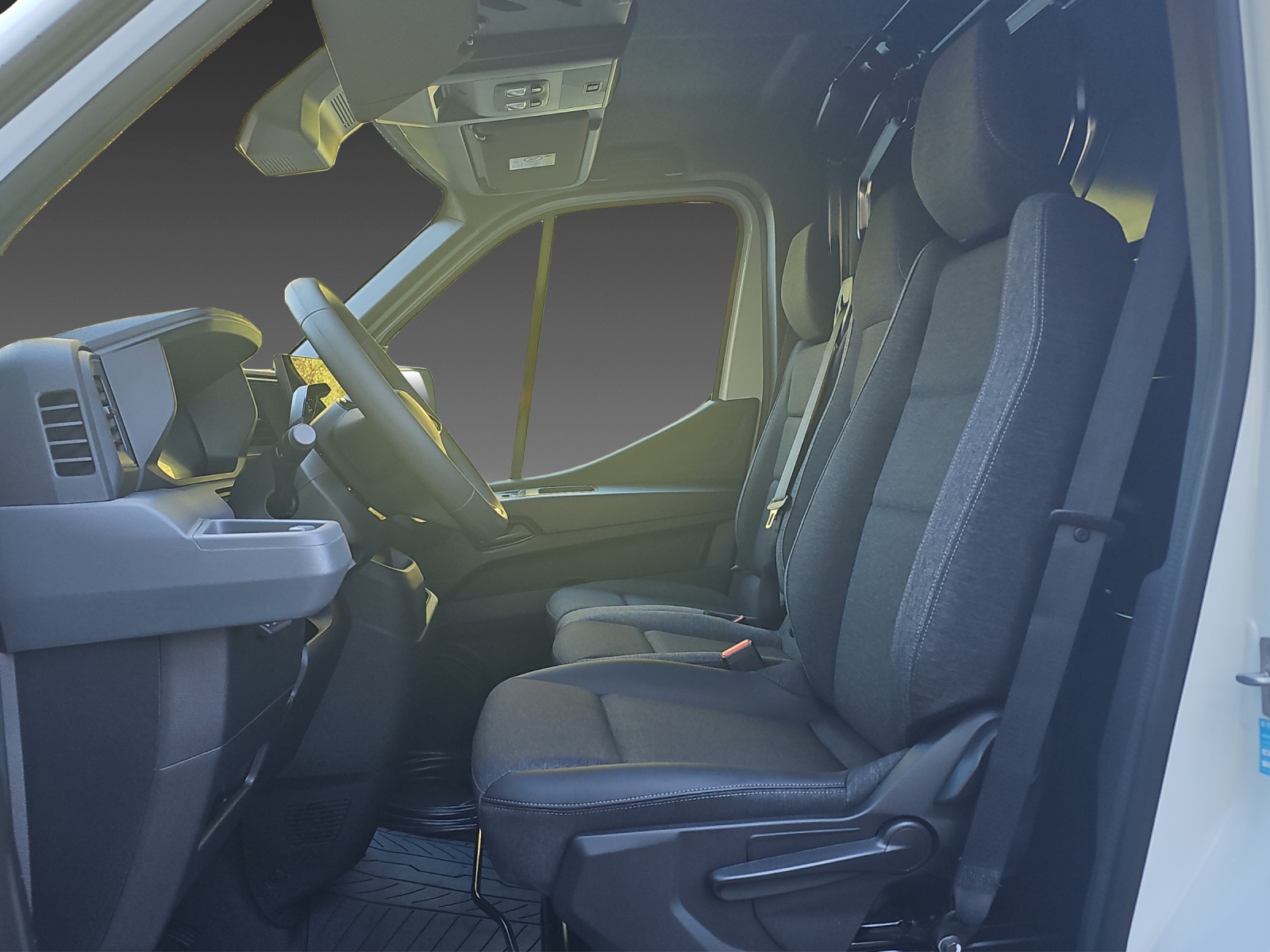 RENAULT Master E-Tech 35 EV 87kWh L2H2-image-8