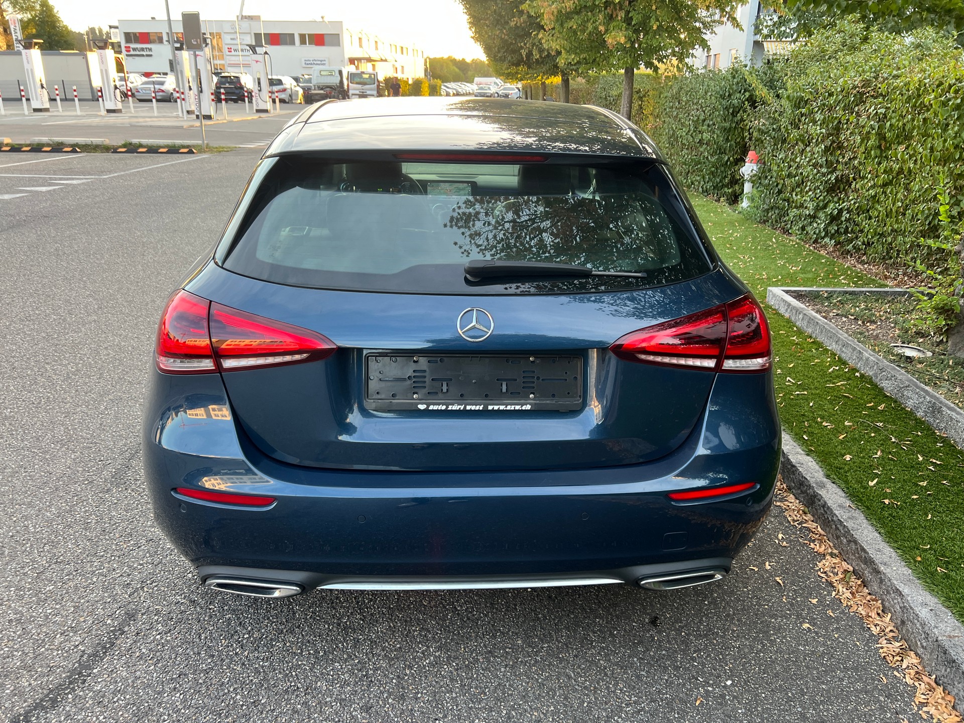 MERCEDES-BENZ A 200 7G-DCT-image-4
