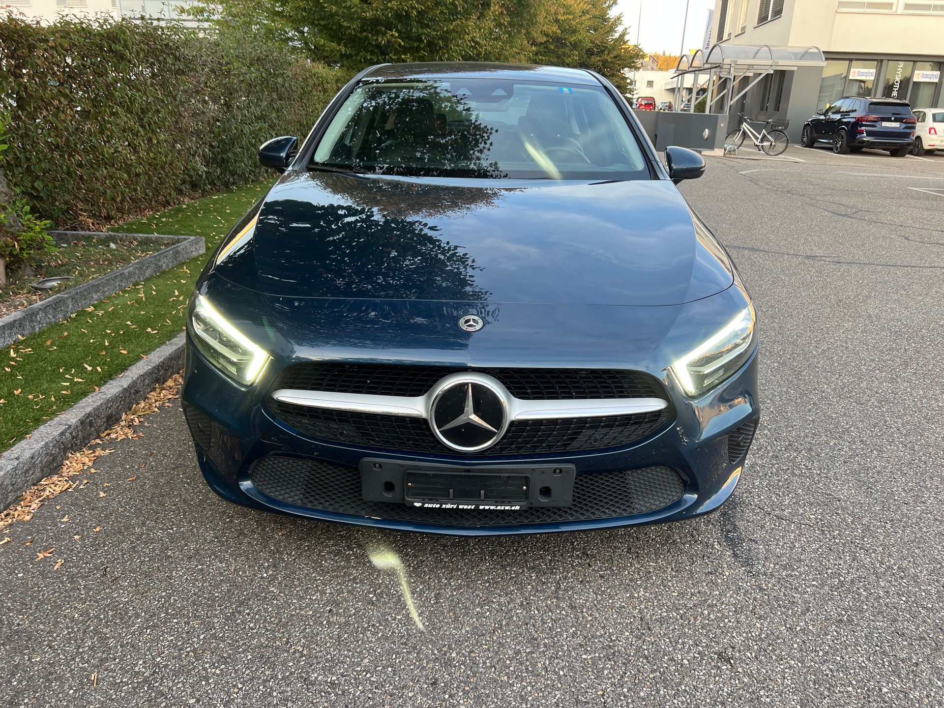 MERCEDES-BENZ A 200 7G-DCT-image-1