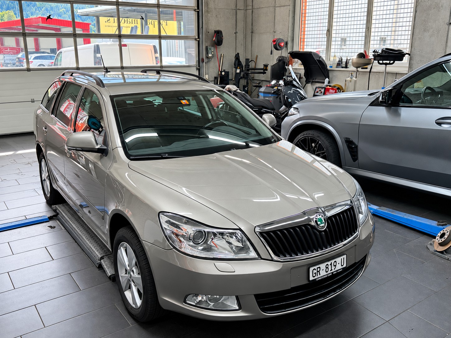 SKODA Octavia Combi 1.8 TSI Swiss Adventure 4x4-image-7