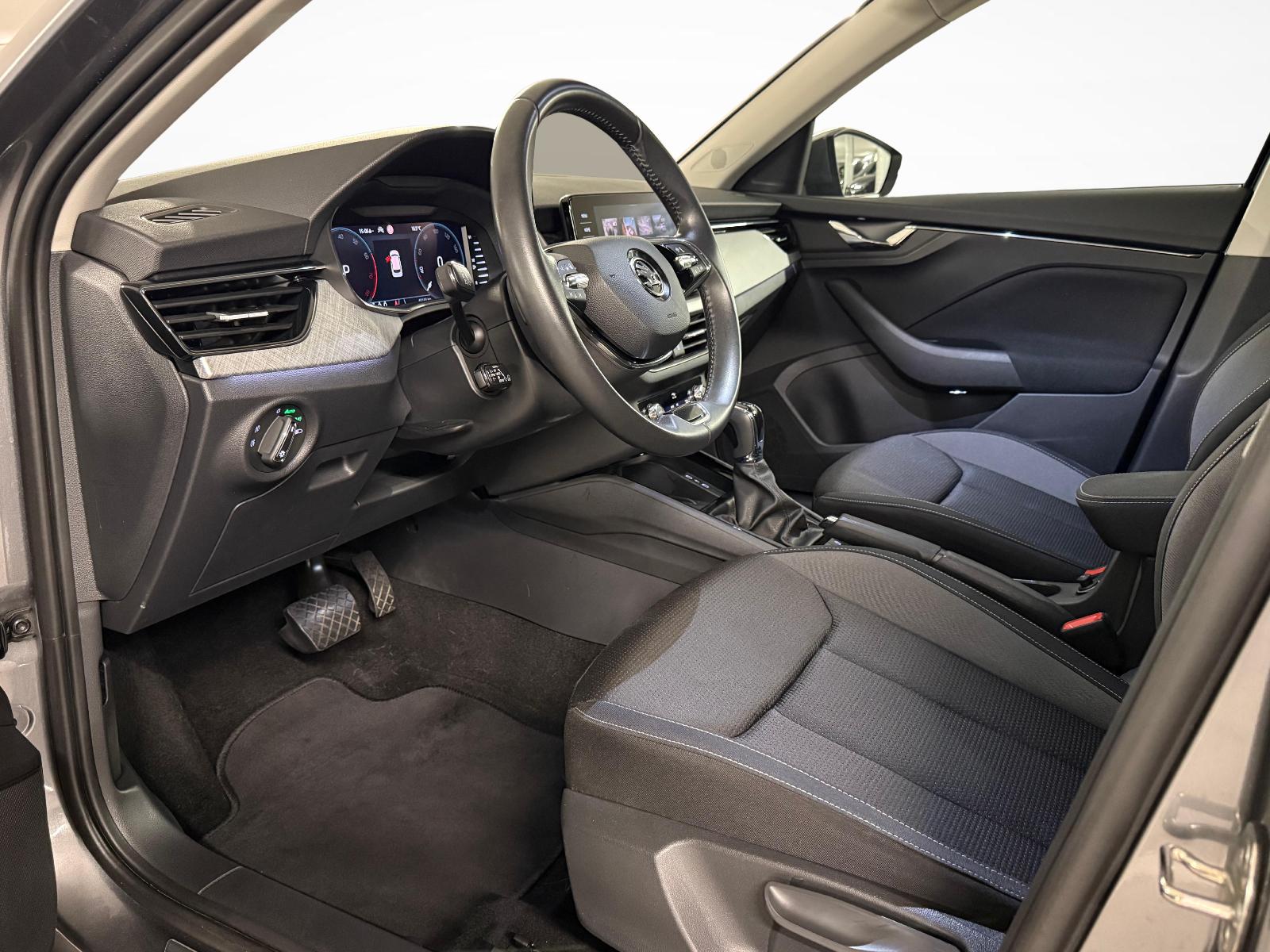 SKODA Kamiq 1.0 TSI Ambition DSG-image-9
