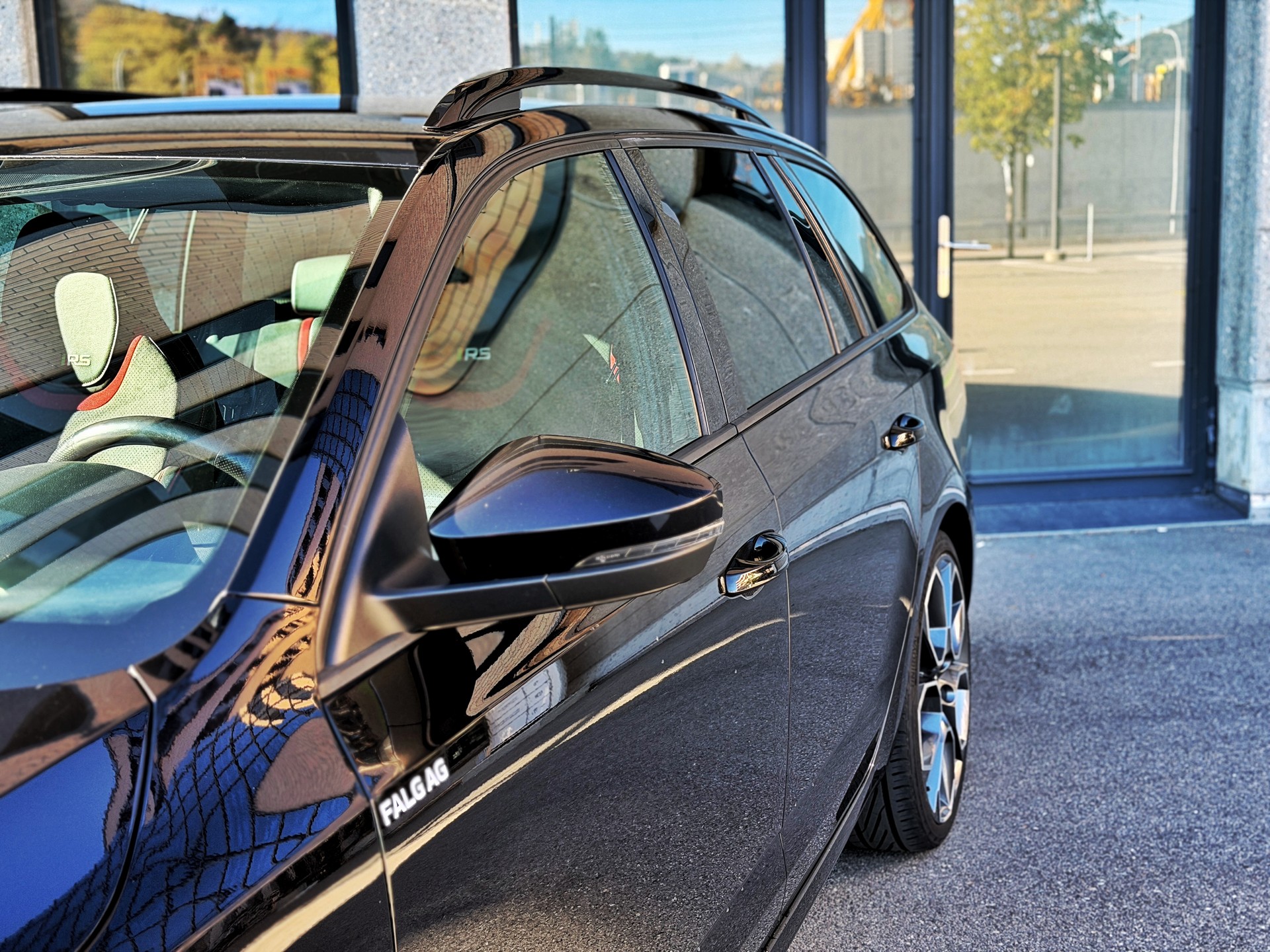 SKODA Octavia Combi 2.0 TDI RS DSG-image-11