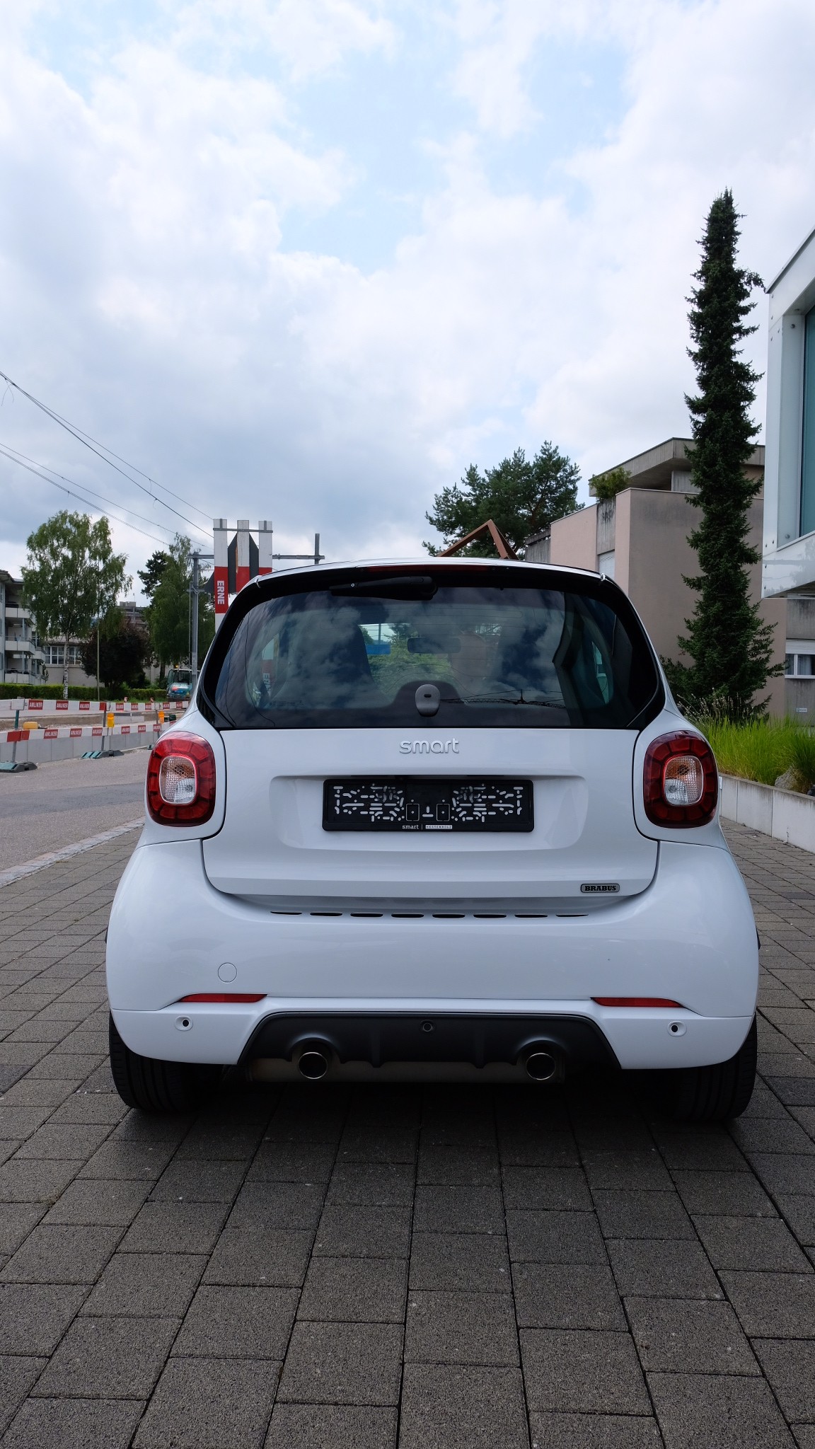 SMART 0.9 Brabus Xclusive twinamic-image-4