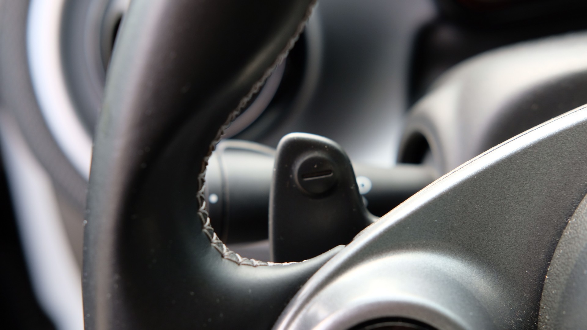 SMART 0.9 Brabus Xclusive twinamic-image-16
