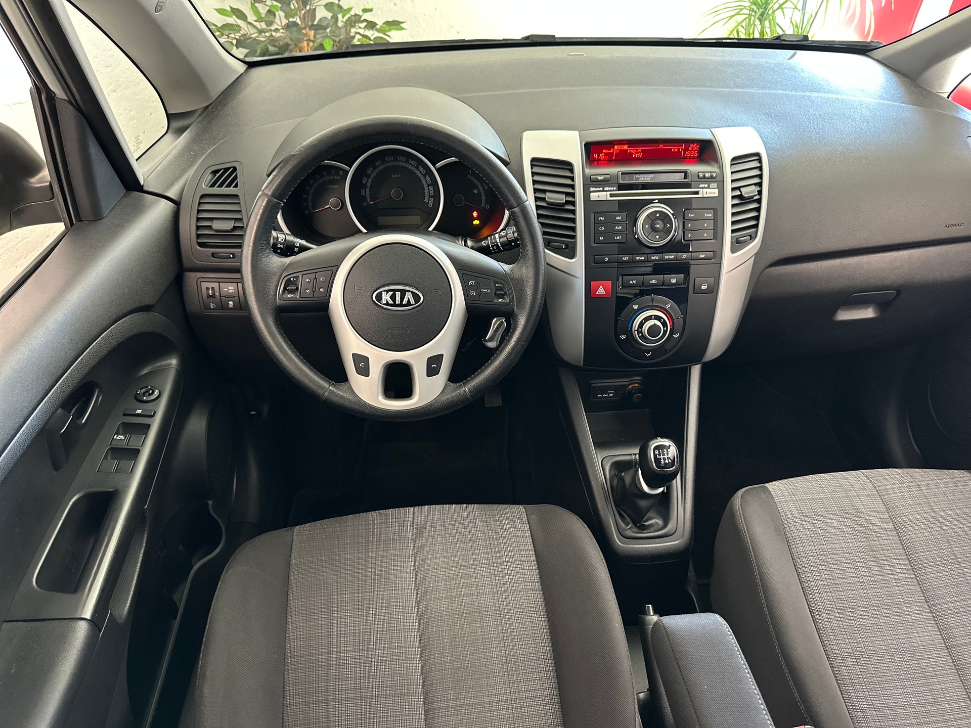 KIA Venga 1.6 CVVT Trend-image-12
