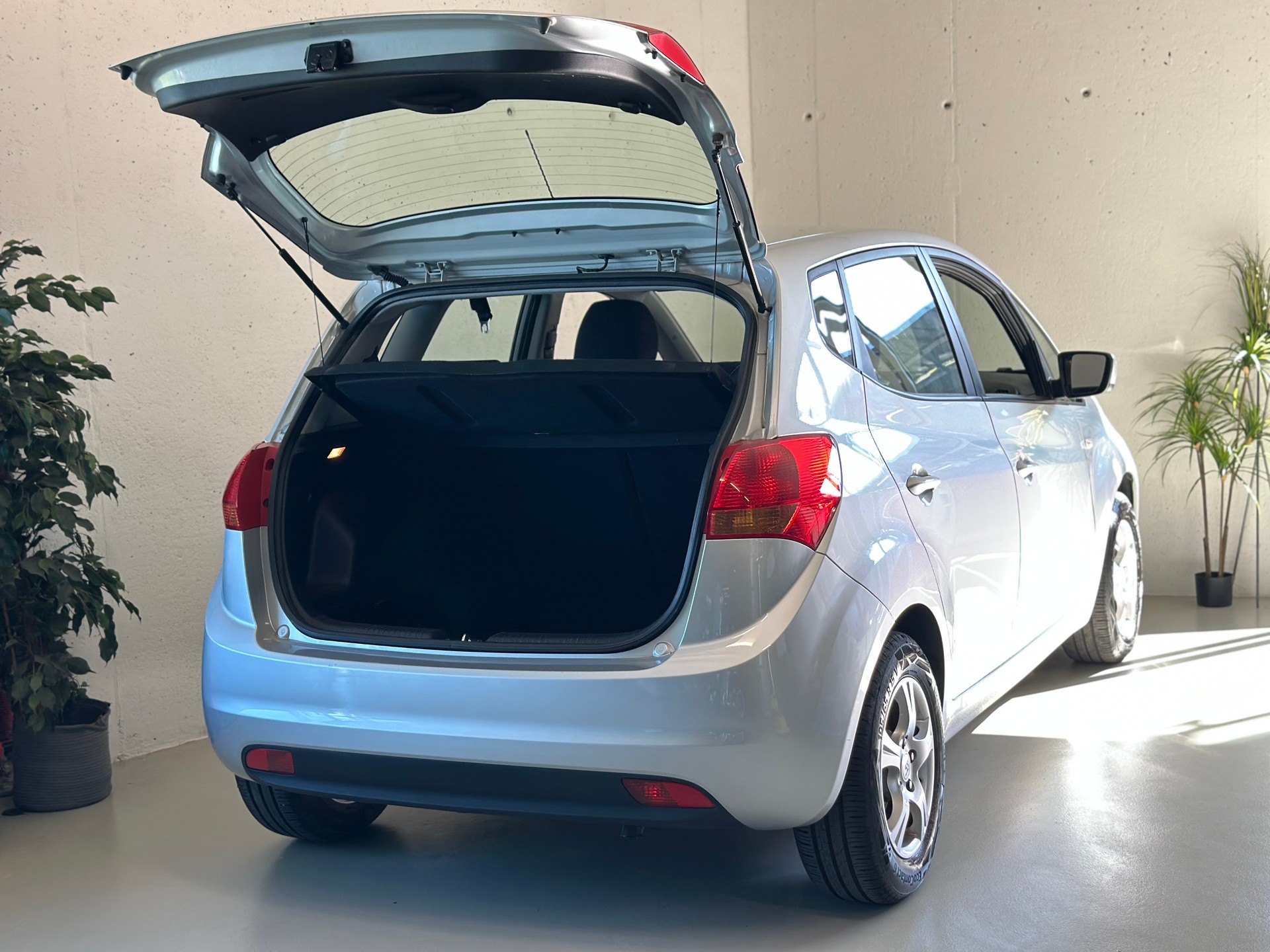 KIA Venga 1.6 CVVT Trend-image-19