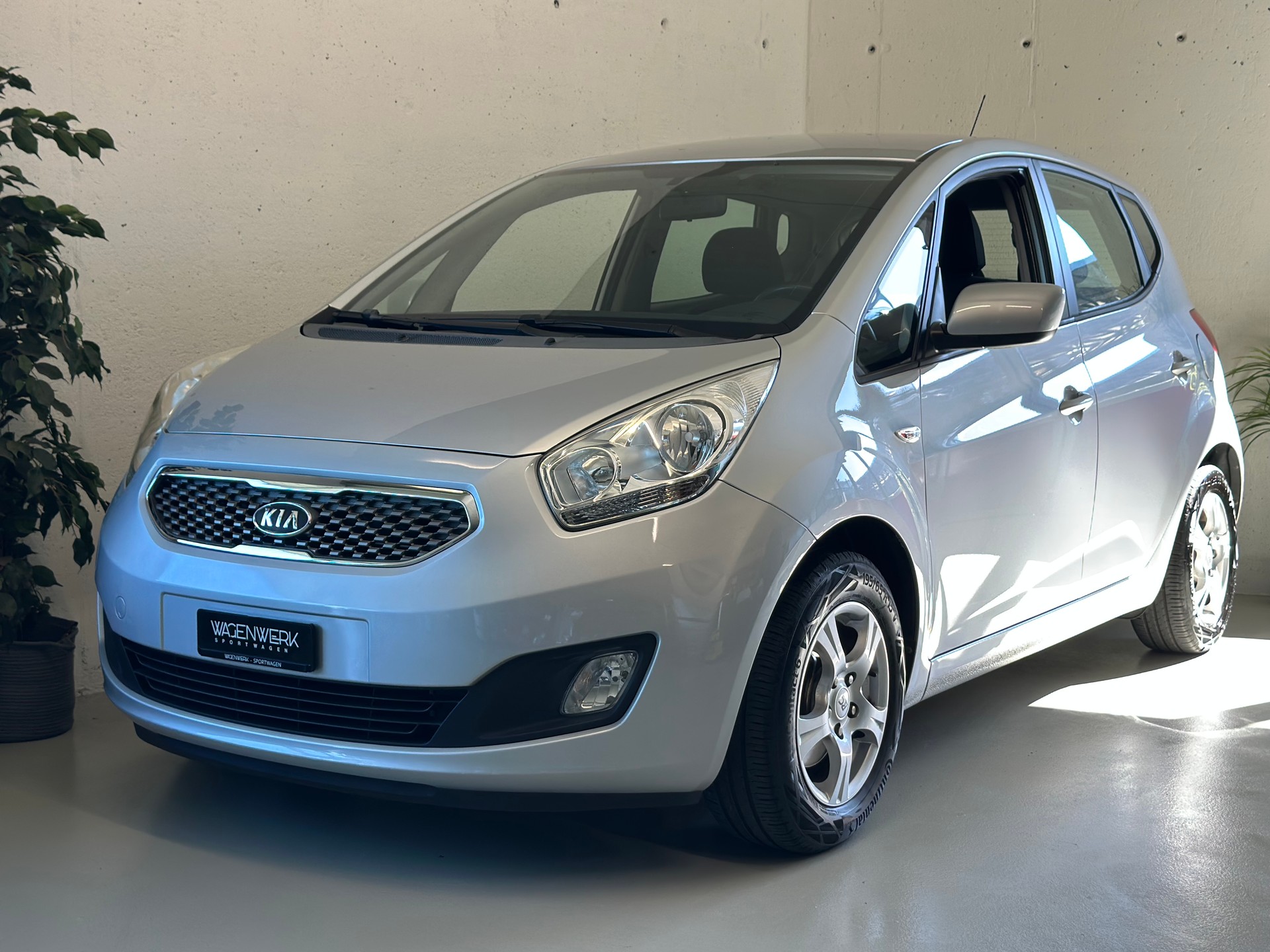 KIA Venga 1.6 CVVT Trend-image-0