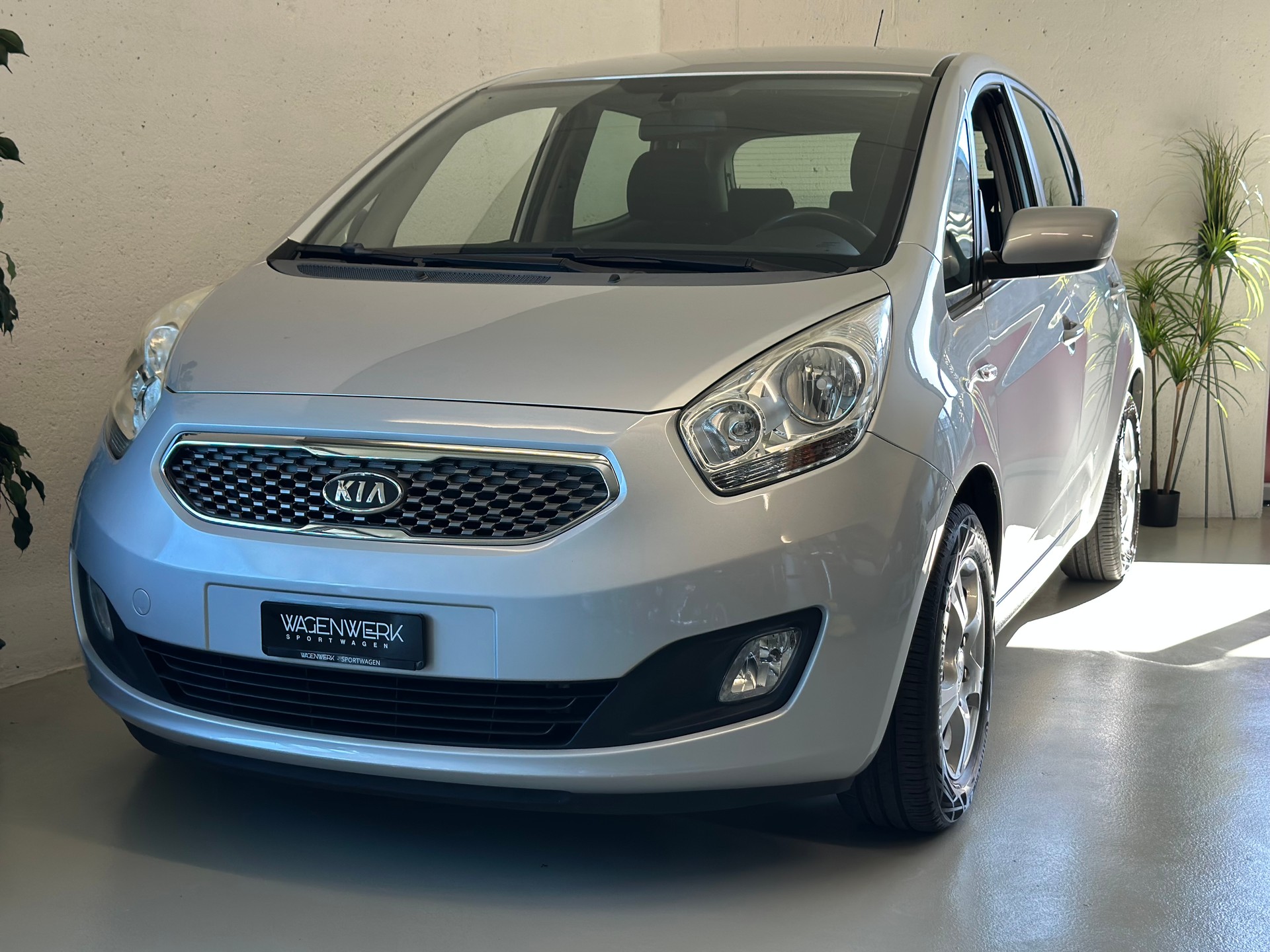 KIA Venga 1.6 CVVT Trend-image-1