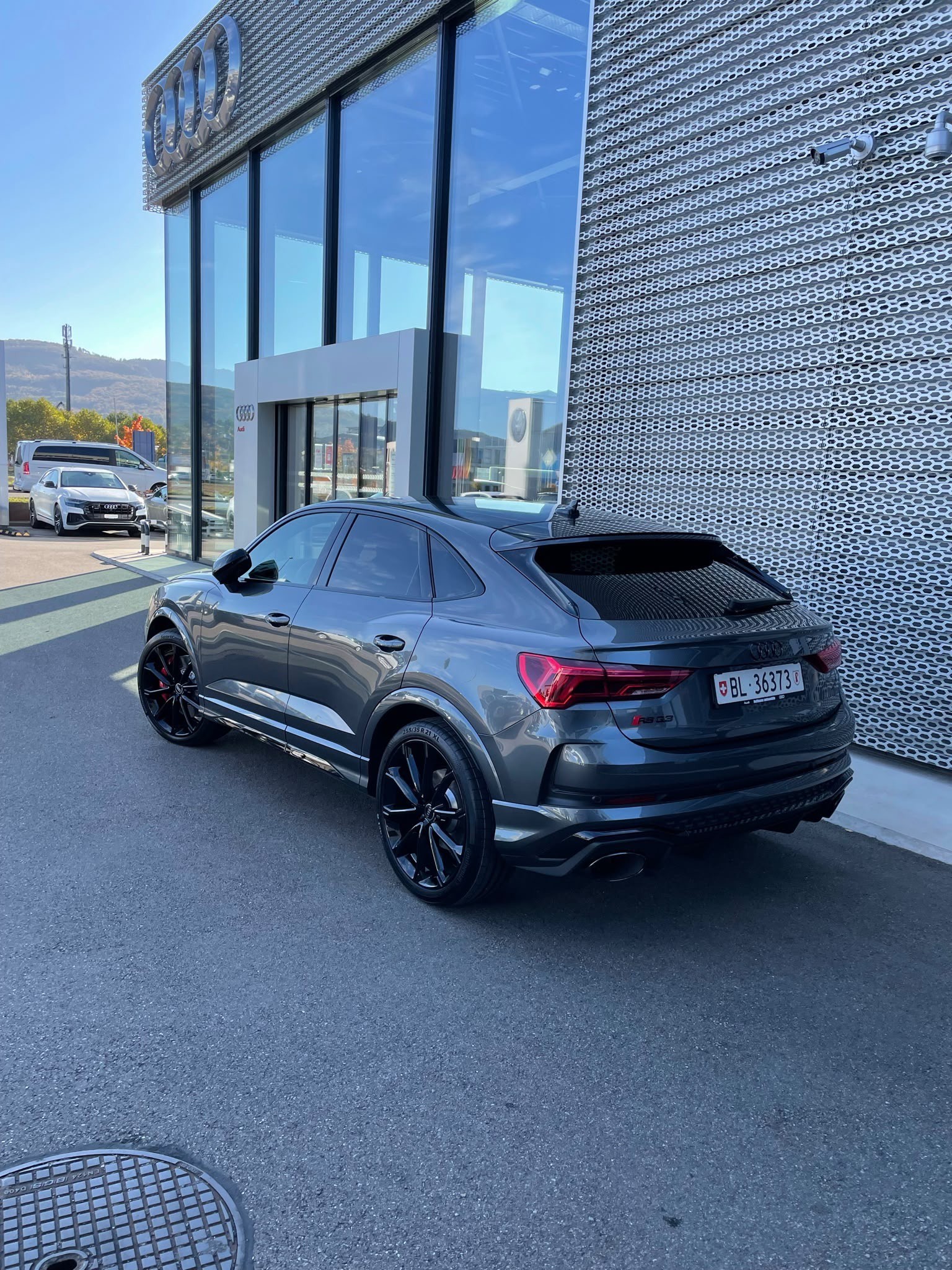 AUDI 2.5 TFSI quattro S-Tronic-image-1