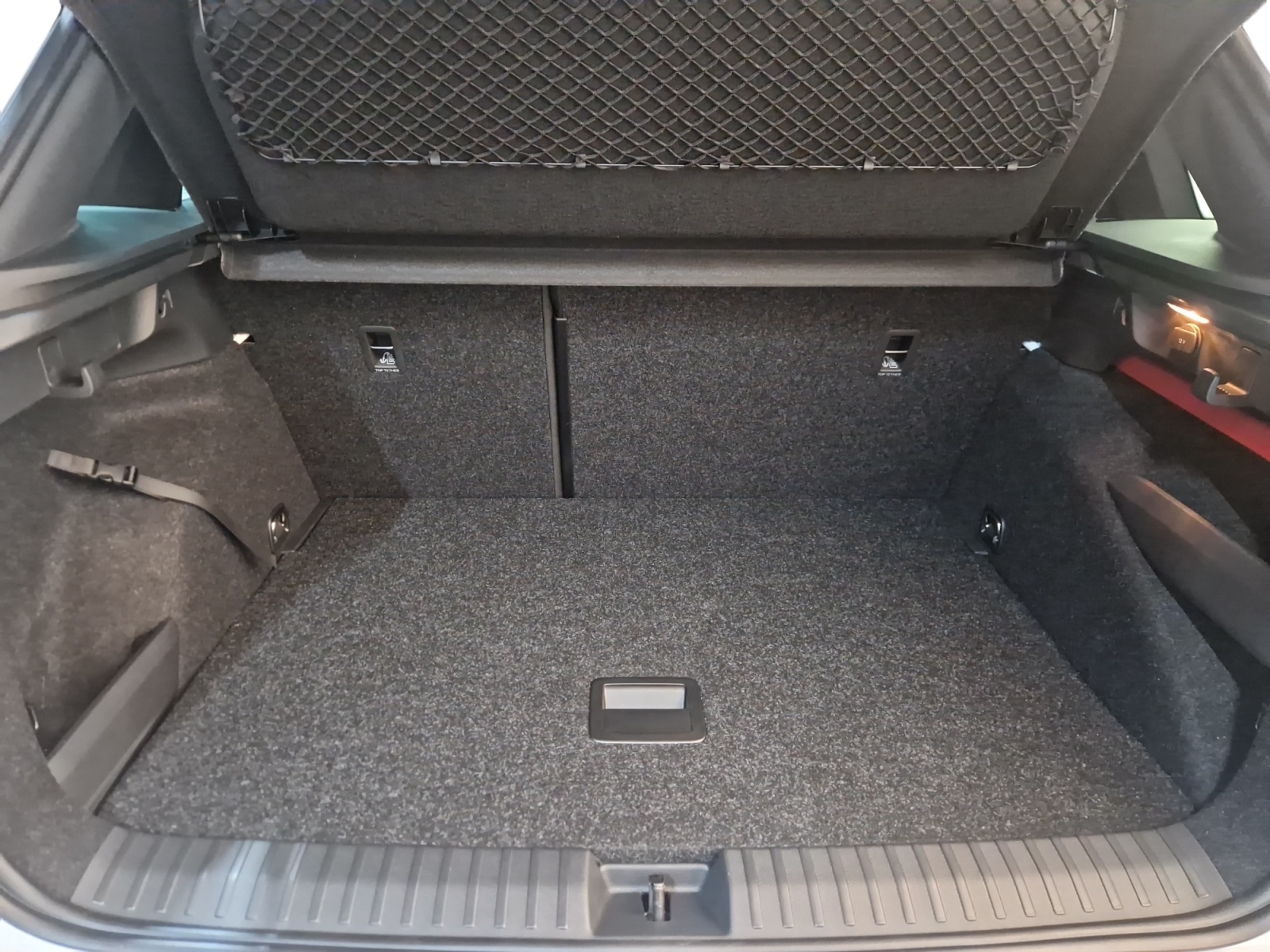 SKODA Kamiq 1.0 TSI Dynamic DSG-image-12