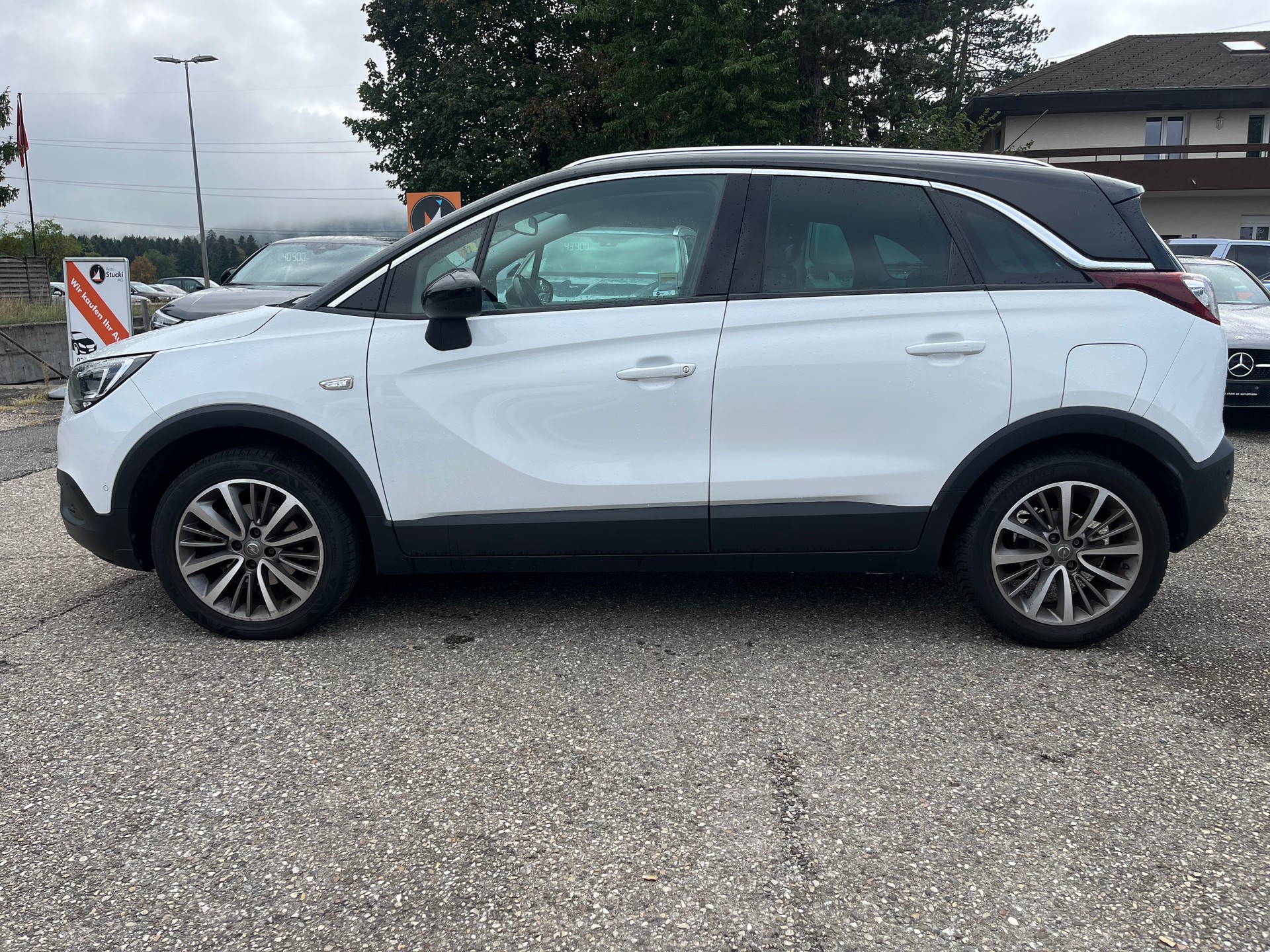 OPEL Crossland X 1.2i TP Excellence Automatik-image-6