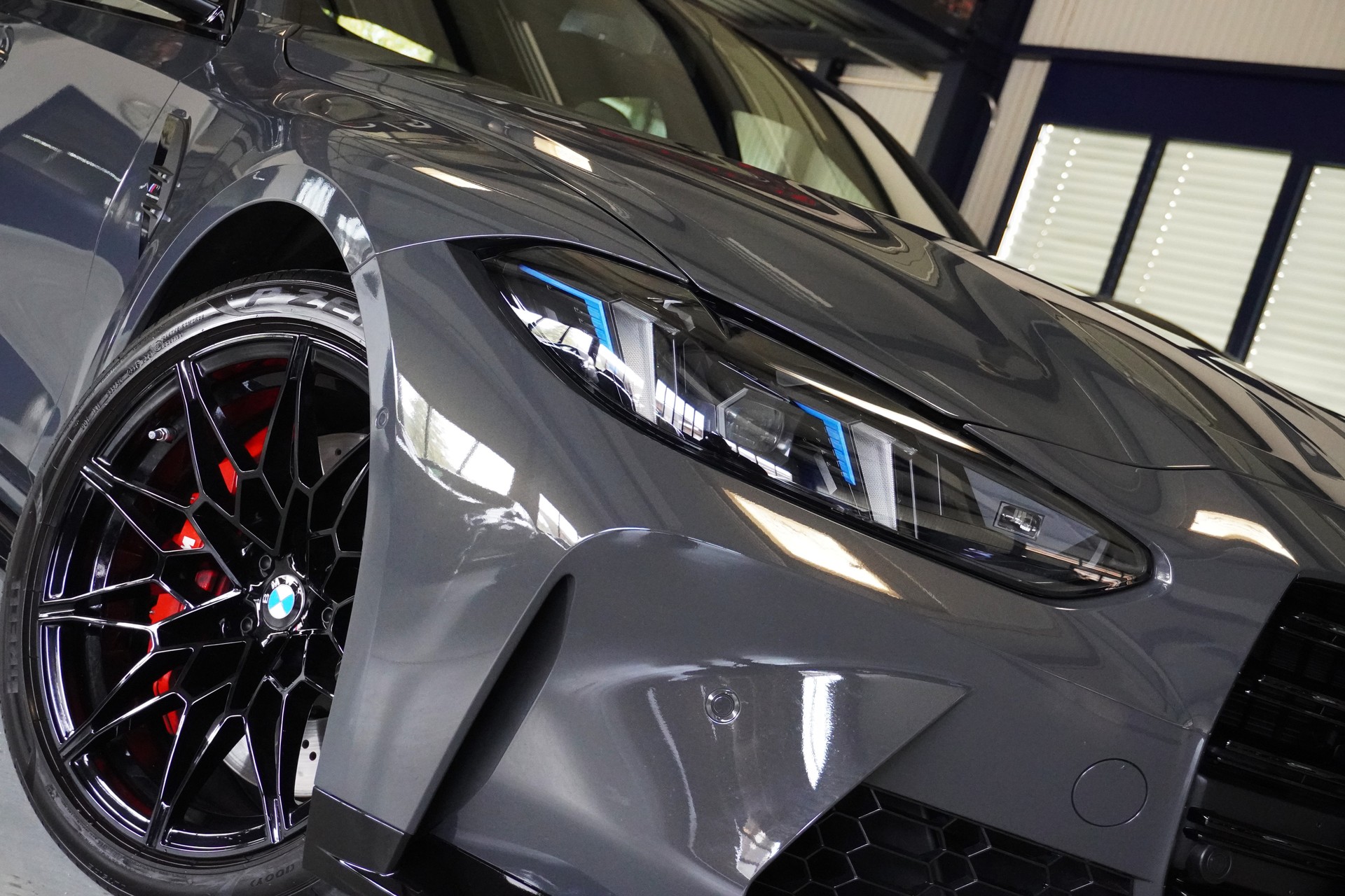 BMW M3 Competition M xDrive // BMW Werksgarantie bis 03/2029 // Individual Dravitgrau //-image-1