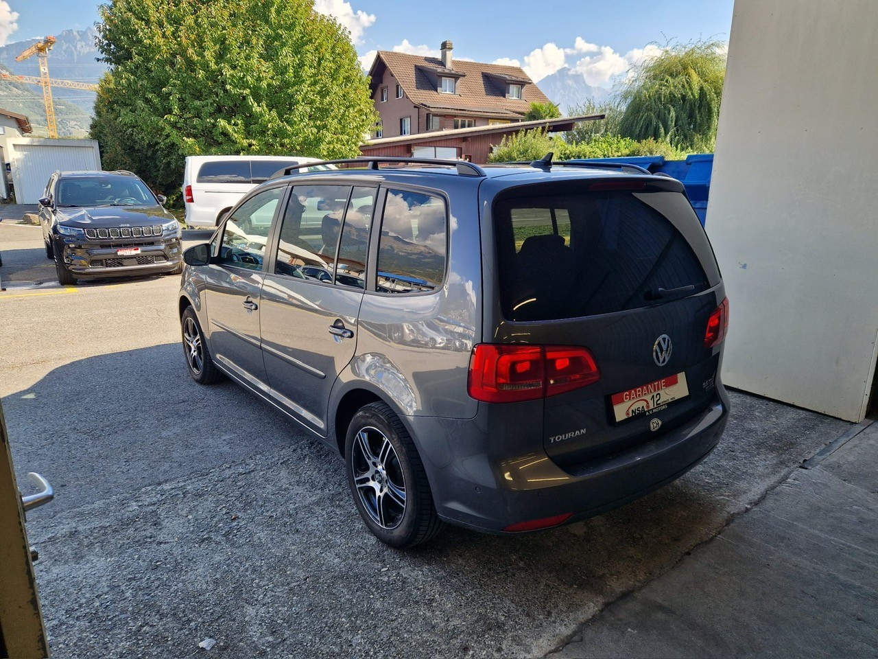 VW Touran 2.0 TDI BMT Comfortline DSG 7 Places-image-3