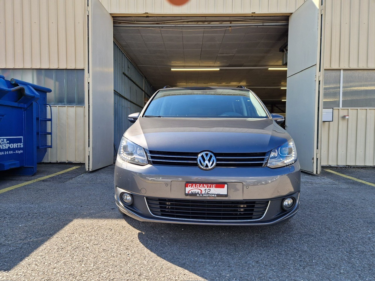 VW Touran 2.0 TDI BMT Comfortline DSG 7 Places-image-2