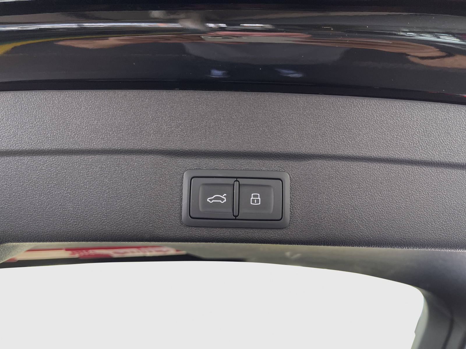 AUDI A6 Avant e-hybrid quattro 220 kW S tronic-image-13