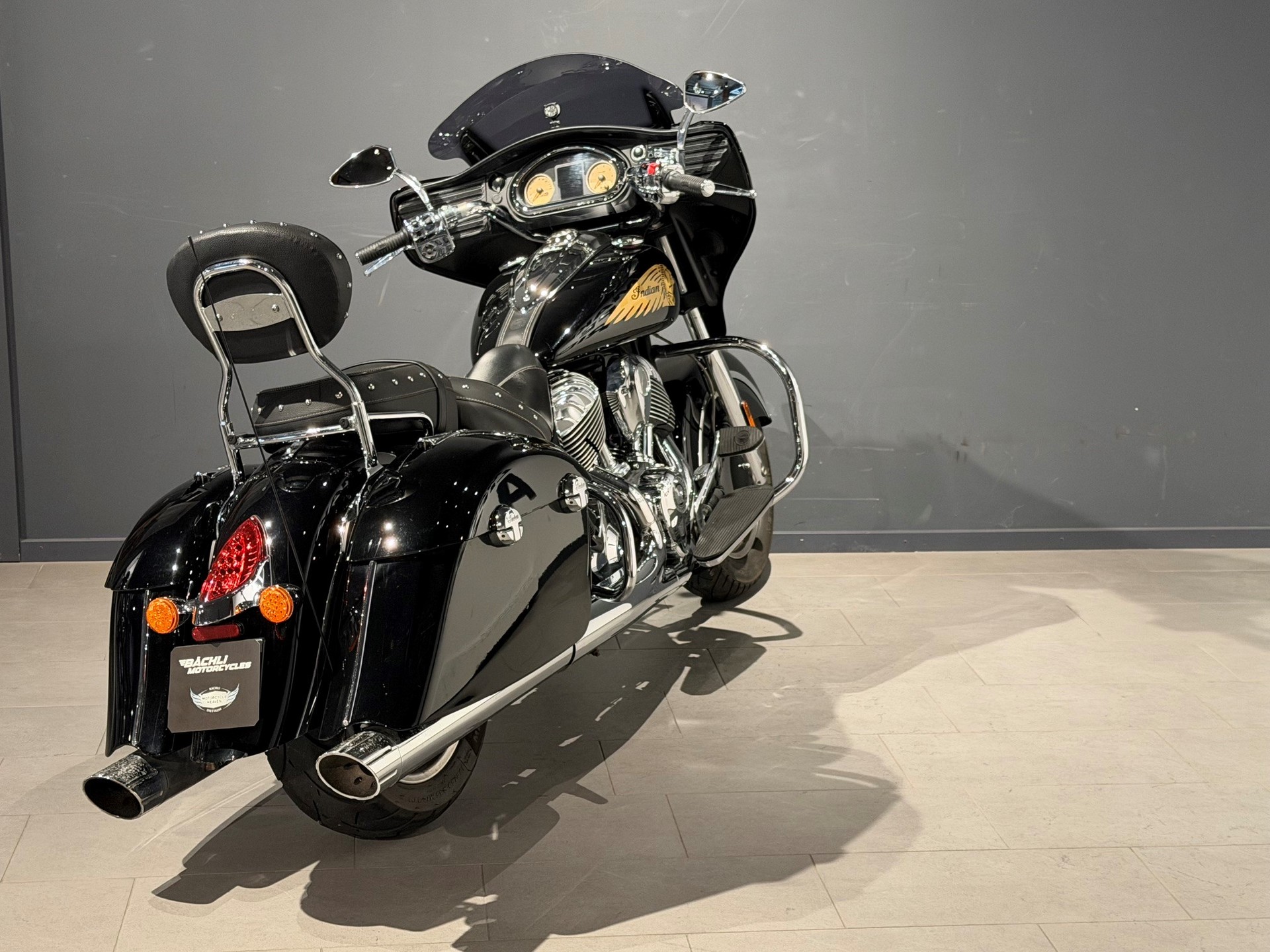 INDIAN Chieftain-image-5