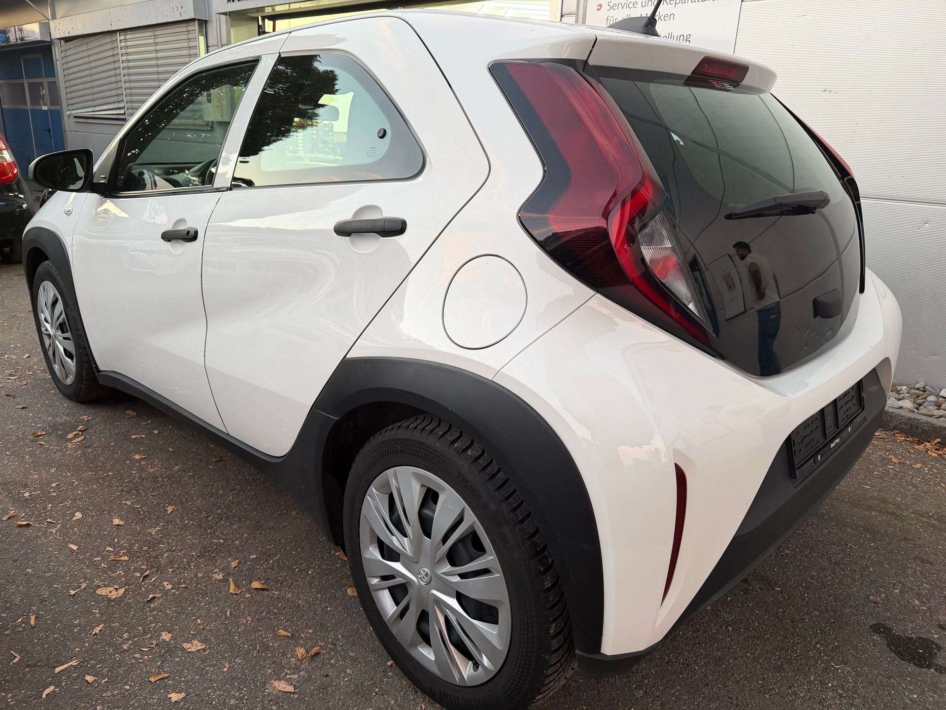 TOYOTA Aygo X 1.0 VVT-i Active-image-6