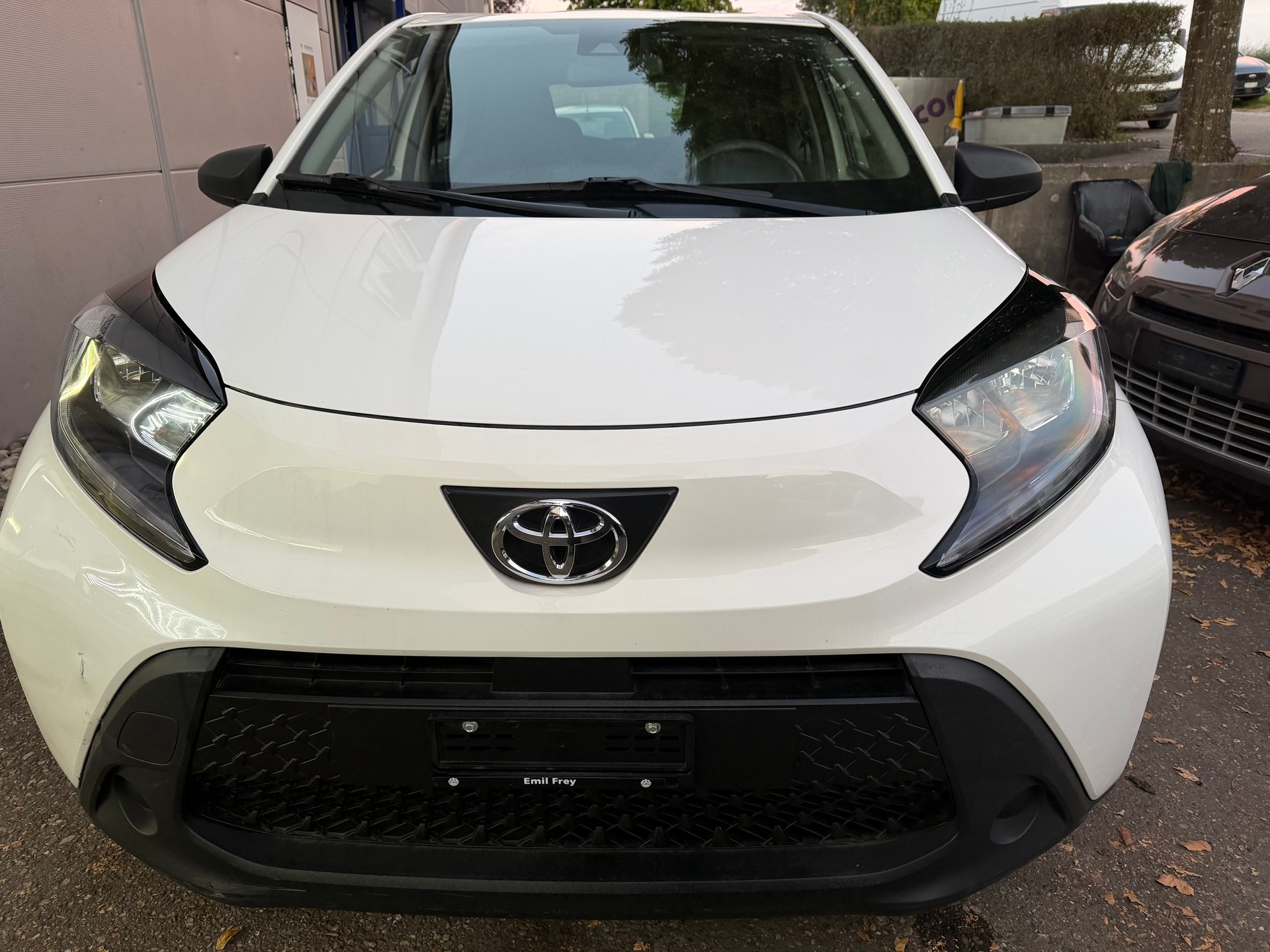 TOYOTA Aygo X 1.0 VVT-i Active-image-1