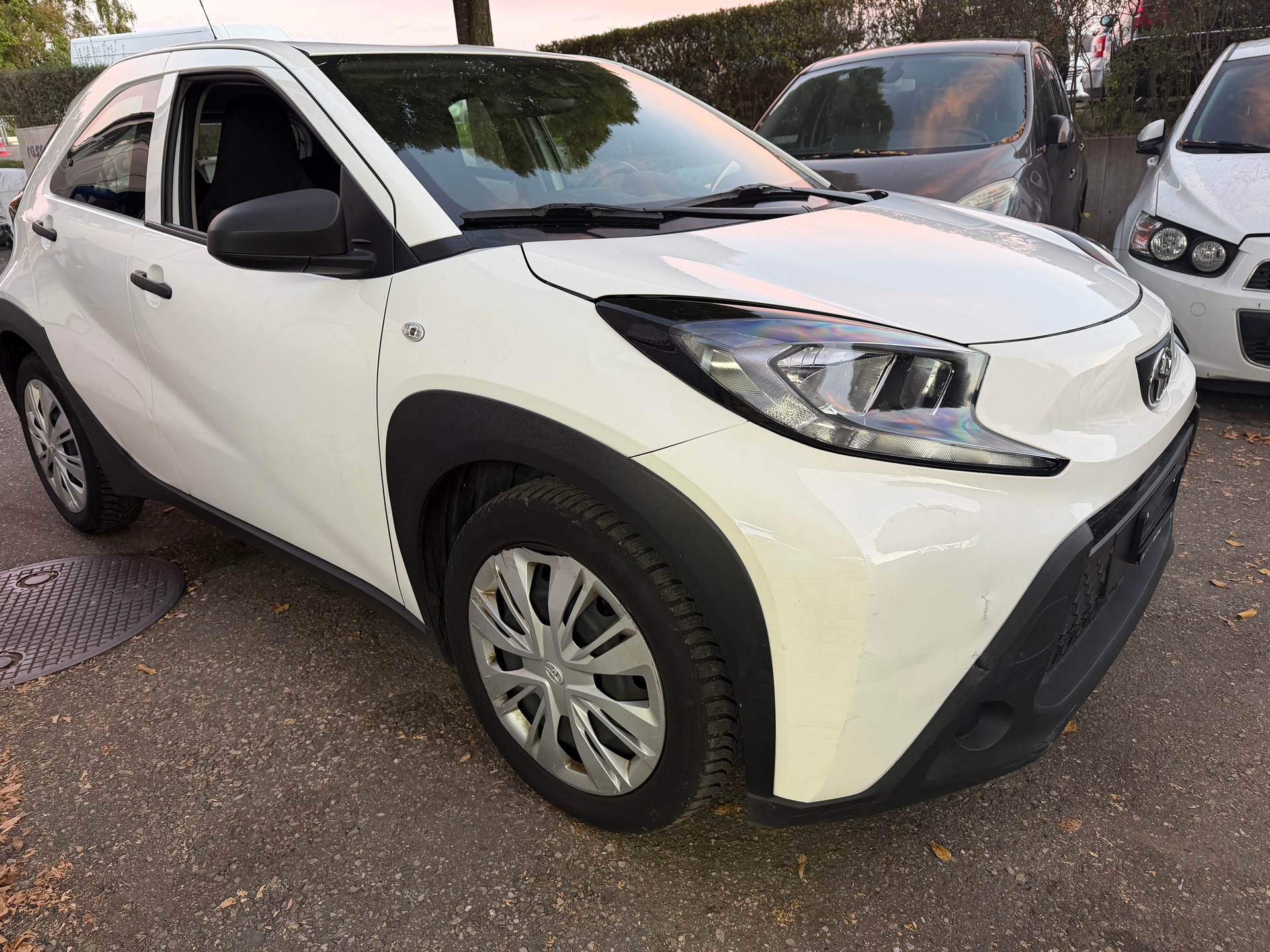 TOYOTA Aygo X 1.0 VVT-i Active-image-2
