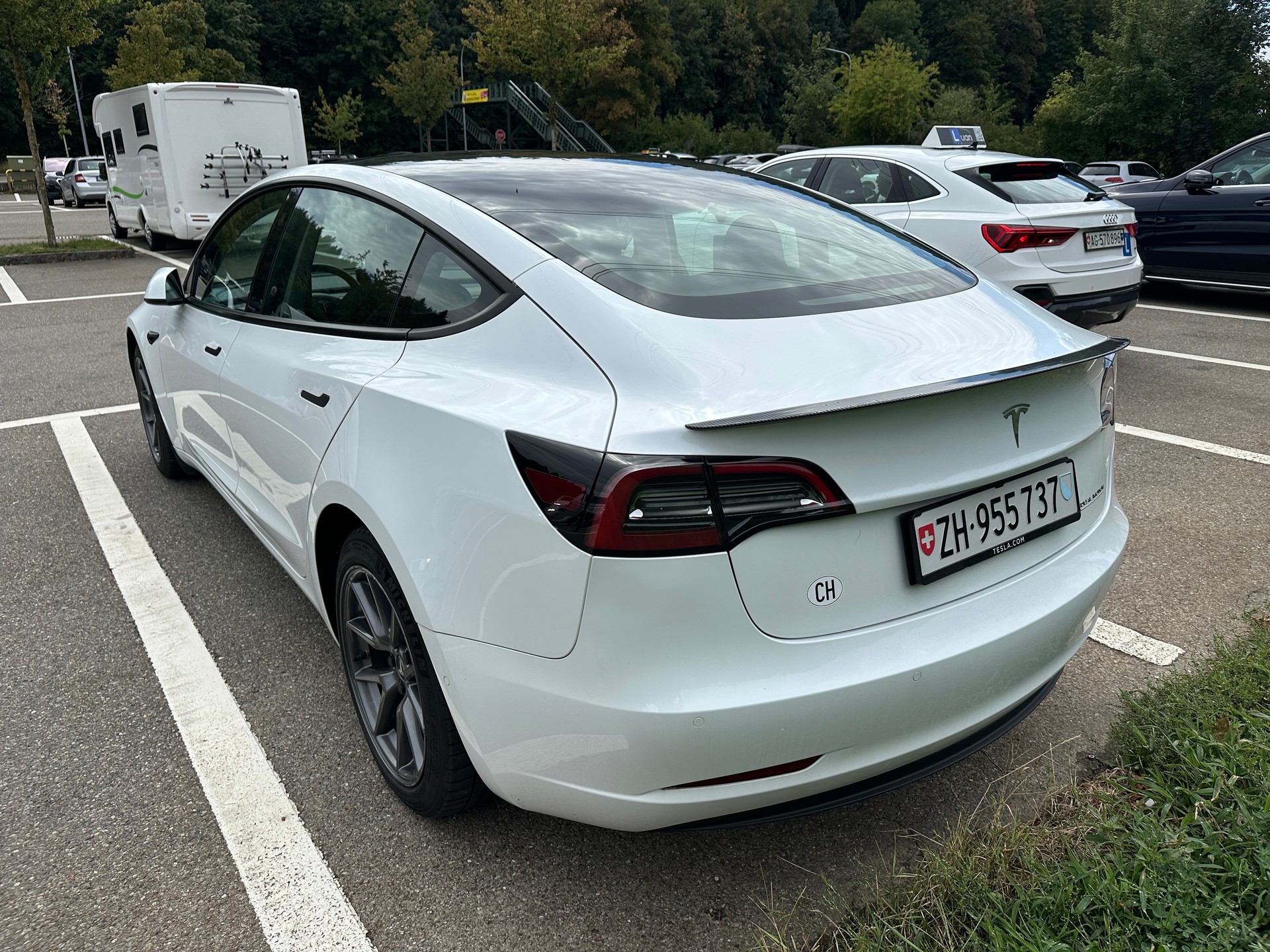 TESLA Model 3 Long Range Dual Motor AWD-image-7