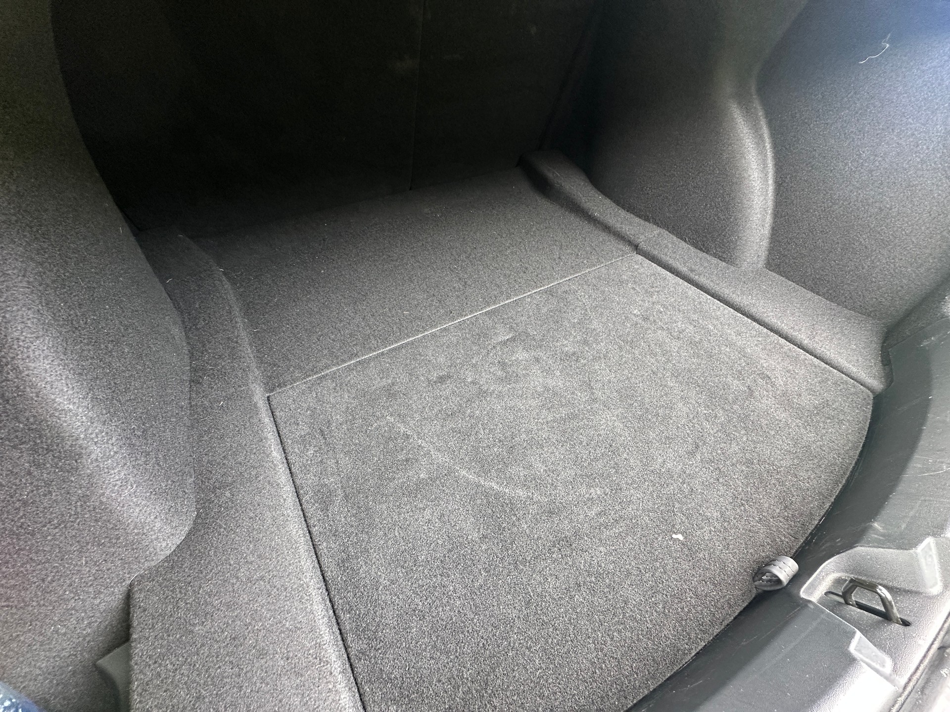 TESLA Model 3 Long Range Dual Motor AWD-image-18