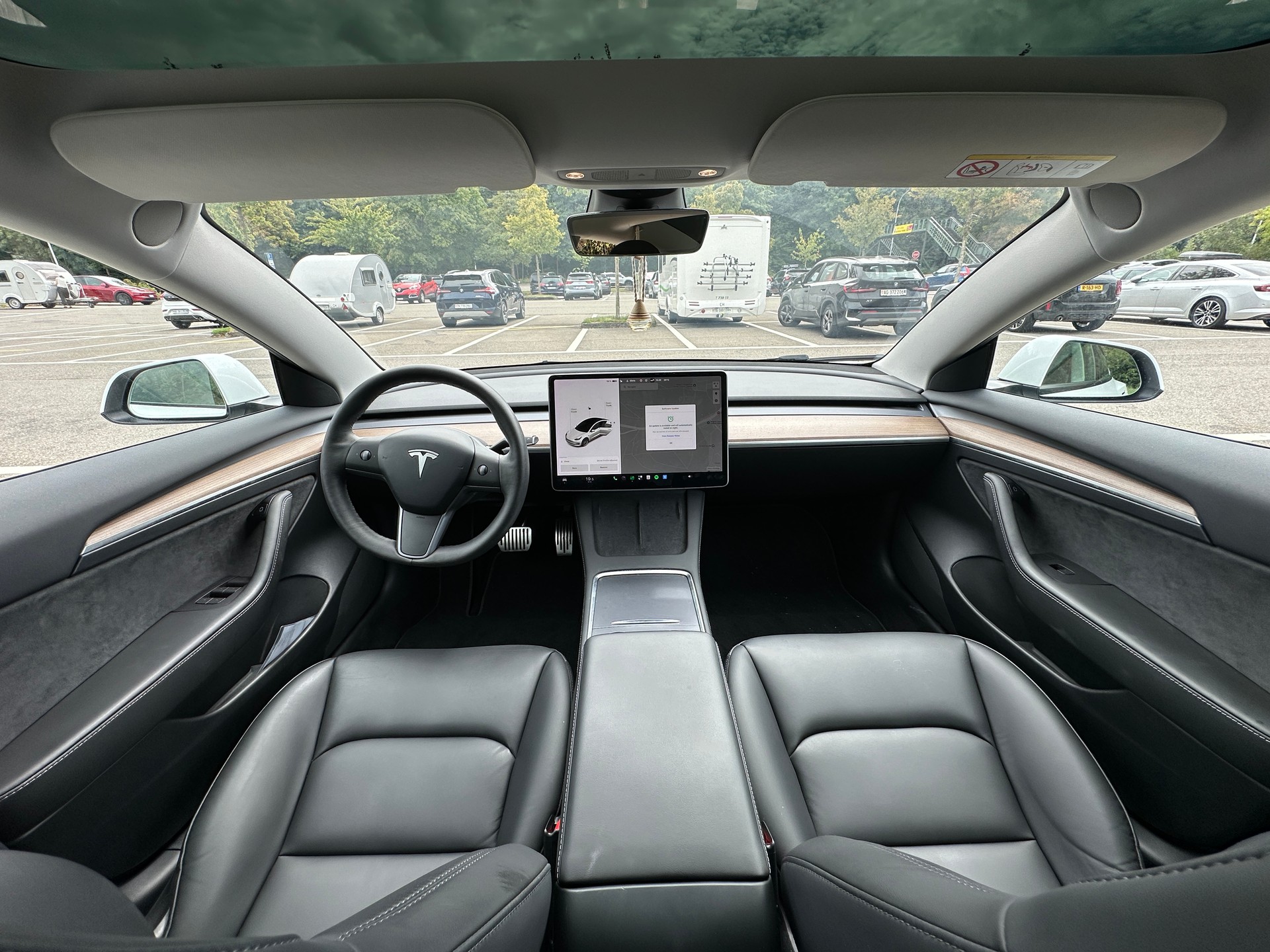 TESLA Model 3 Long Range Dual Motor AWD-image-8