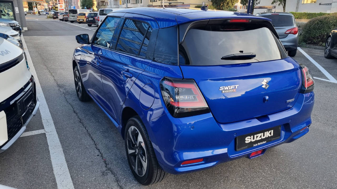 SUZUKI Swift 1.2 Tradizio Top Hybrid 4x4-image-3