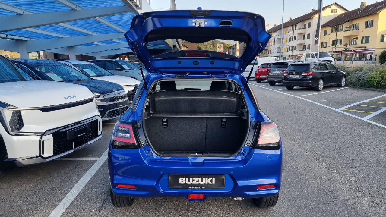 SUZUKI Swift 1.2 Tradizio Top Hybrid 4x4-image-5