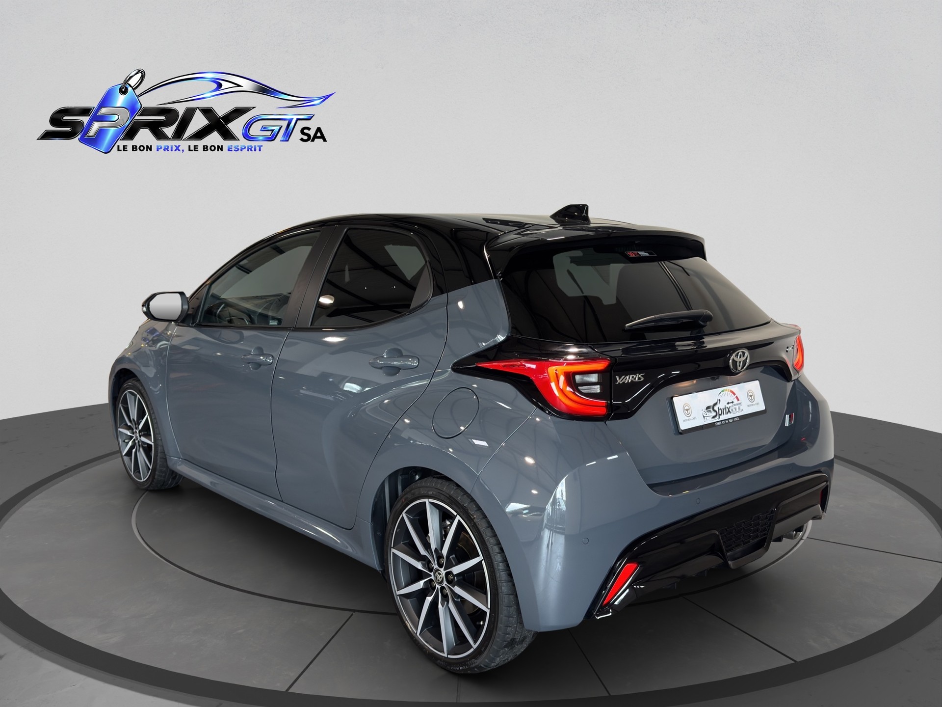 TOYOTA Yaris 1.5 GR Sport e-CVT-showroom-element-2