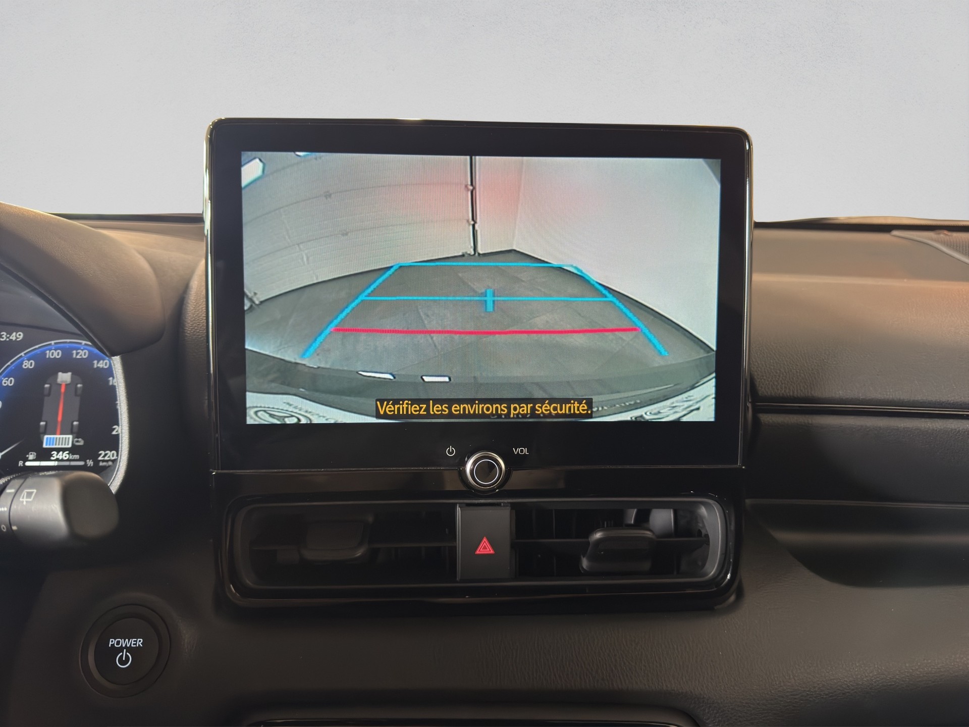 TOYOTA Yaris 1.5 GR Sport e-CVT-image-17