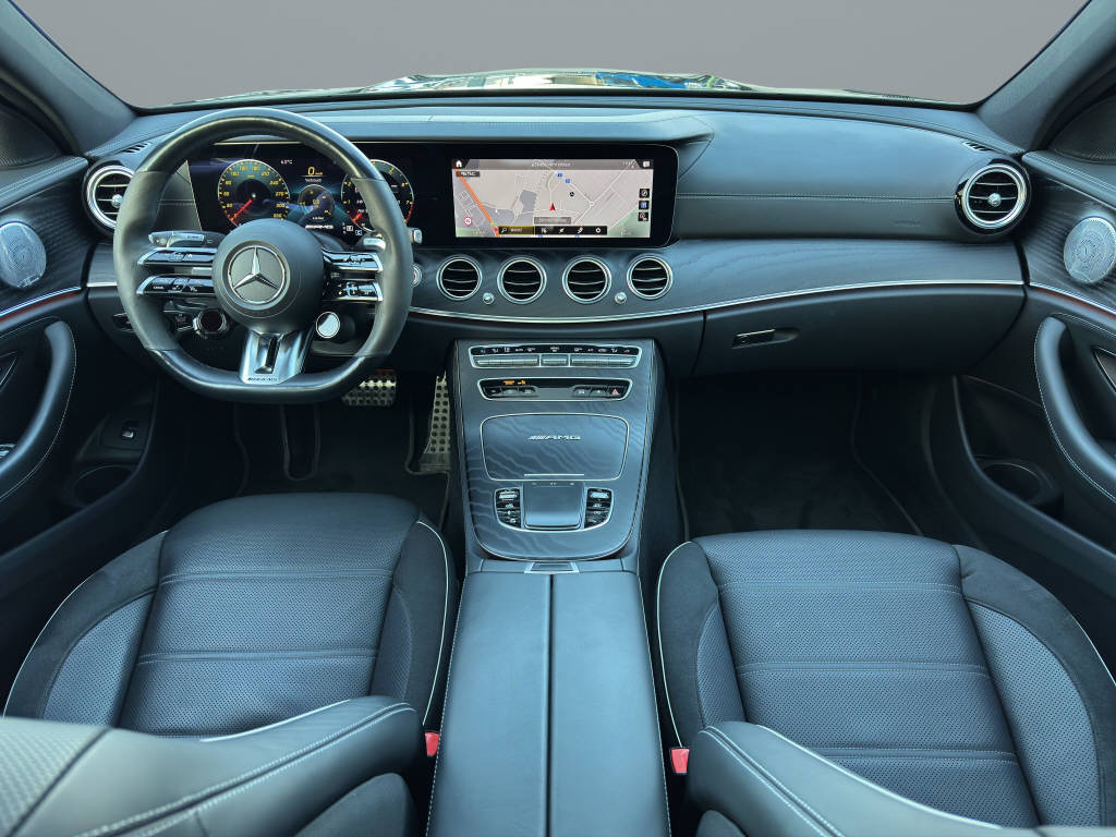 MERCEDES-BENZ E 63 S AMG 4matic+ Kombi-image-9