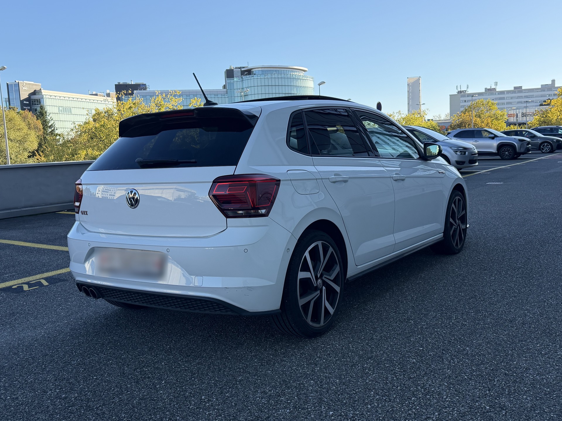 VW 2.0 TSI GTI DSG-image-2