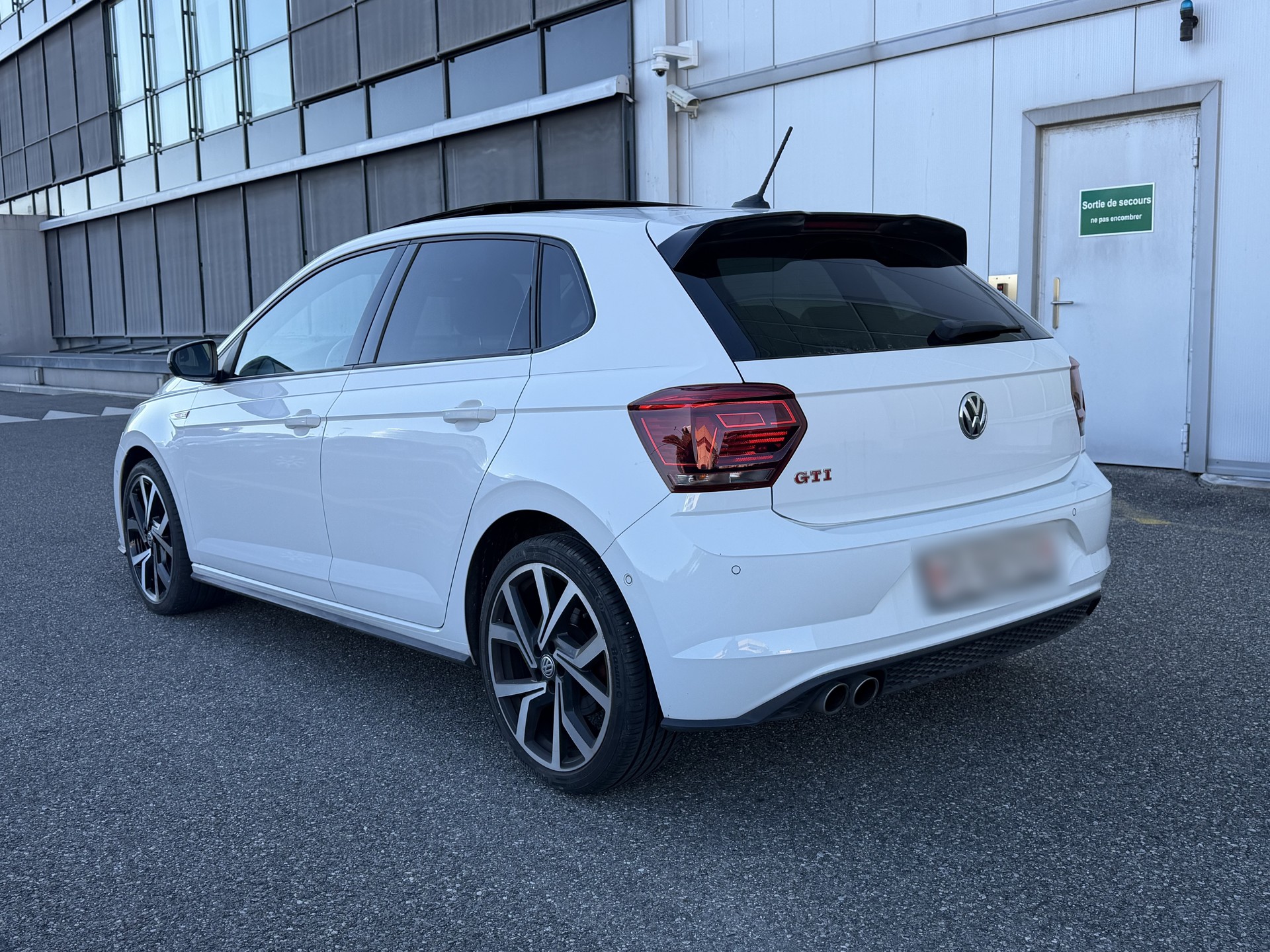 VW 2.0 TSI GTI DSG-image-1
