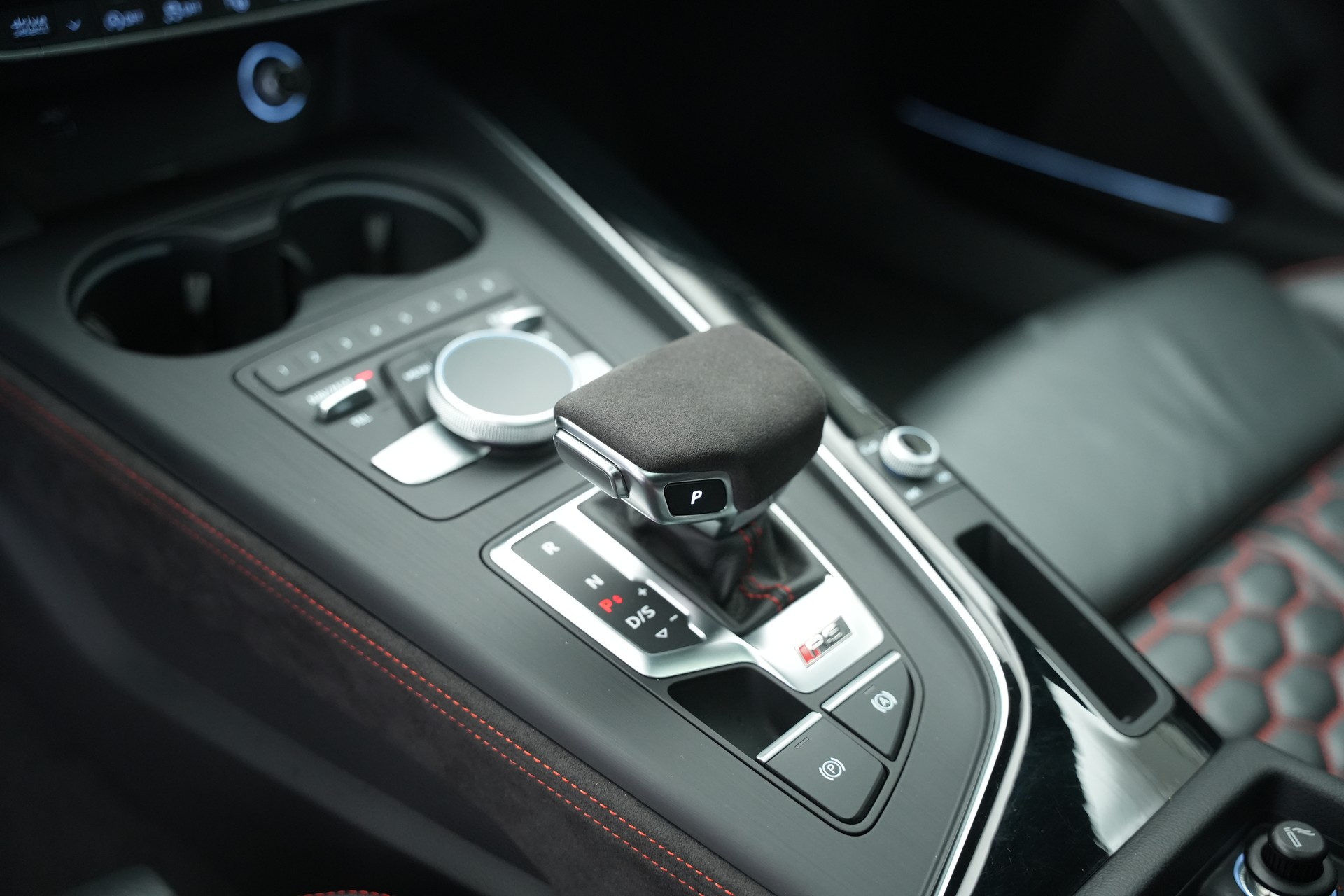 AUDI RS5 Sportback 2.9 TFSI quattro tiptronic *CH-Fahrzeug*-image-24