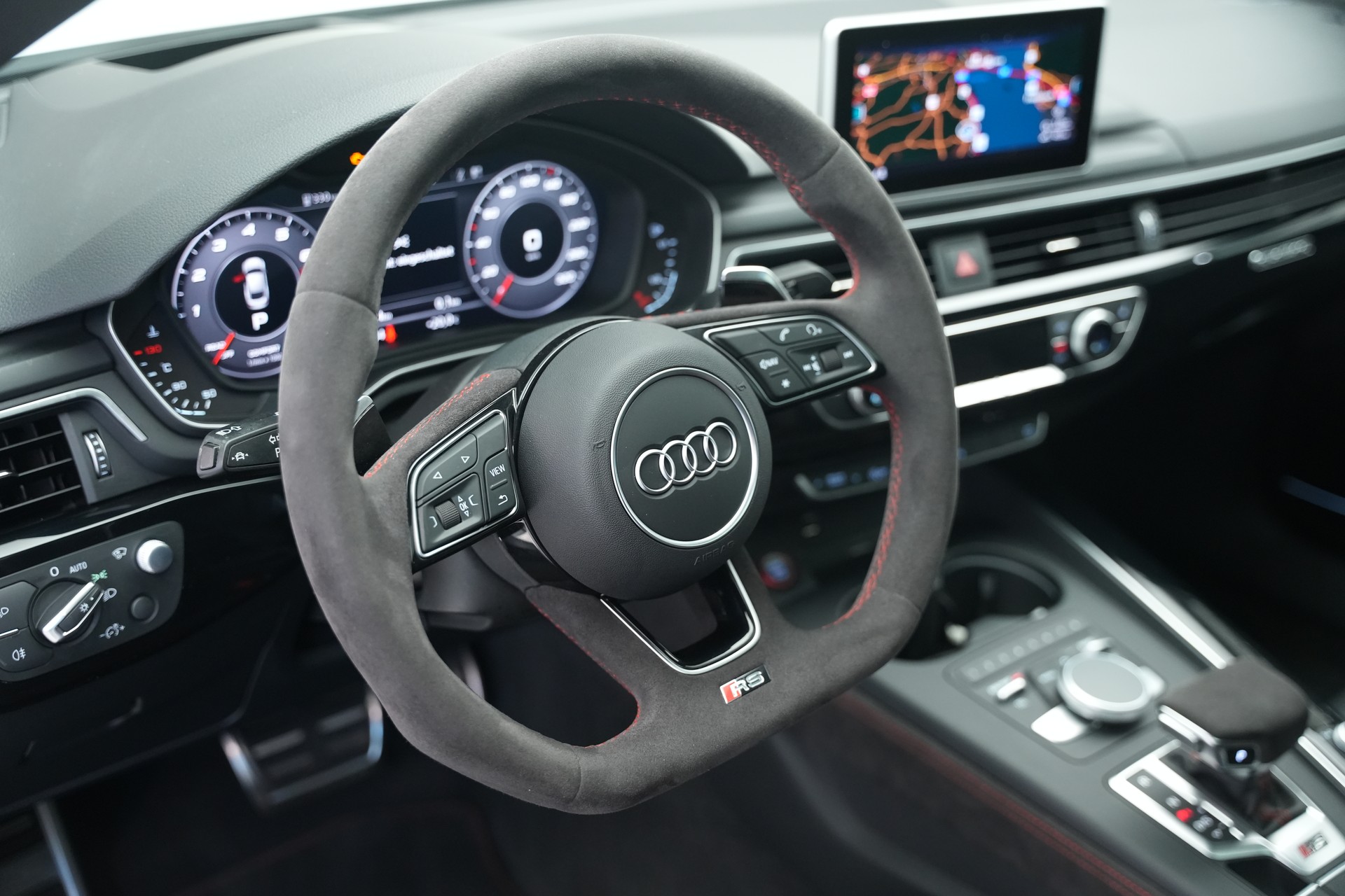 AUDI RS5 Sportback 2.9 TFSI quattro tiptronic *CH-Fahrzeug*-image-18