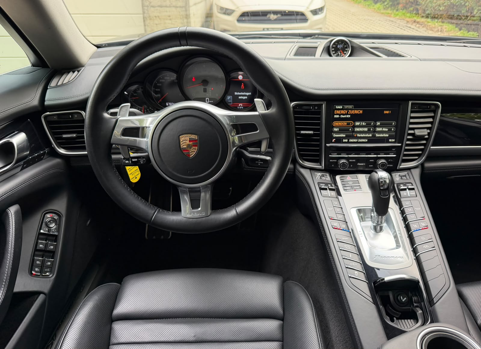 PORSCHE Panamera 4S 3.0 PDK-image-24