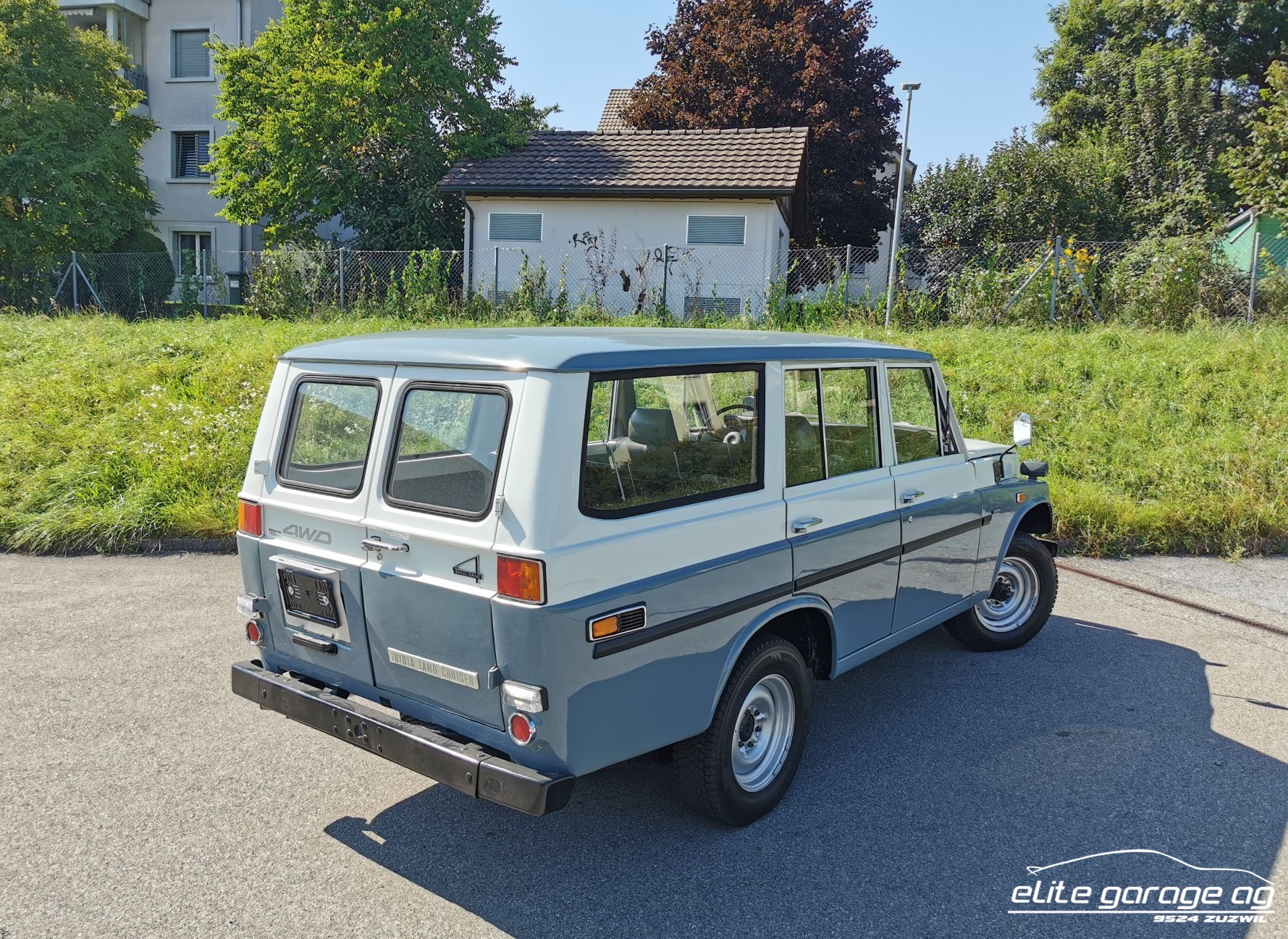 TOYOTA LAND CRUISER FJ 55 LV-image-5