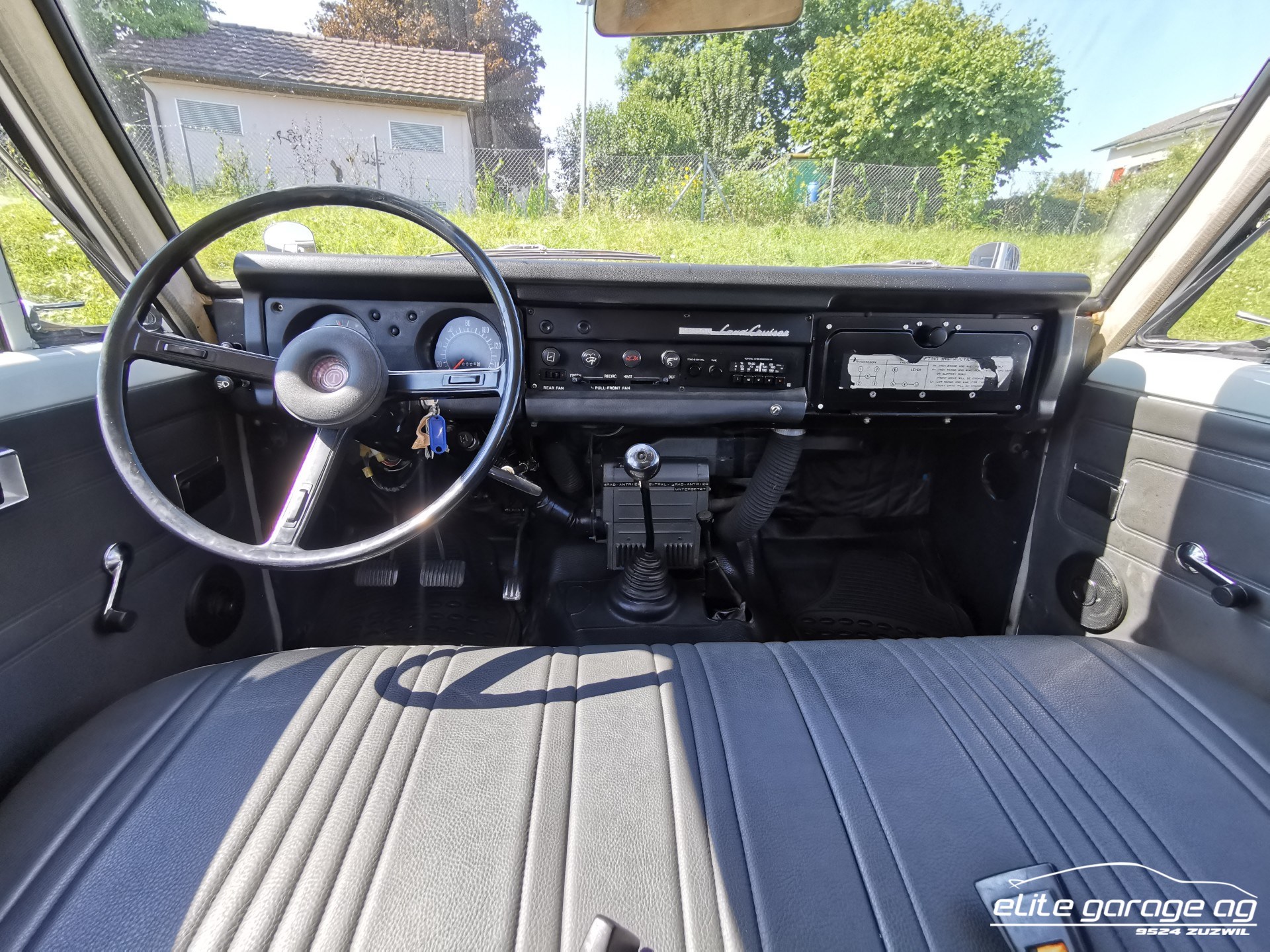 TOYOTA LAND CRUISER FJ 55 LV-image-12