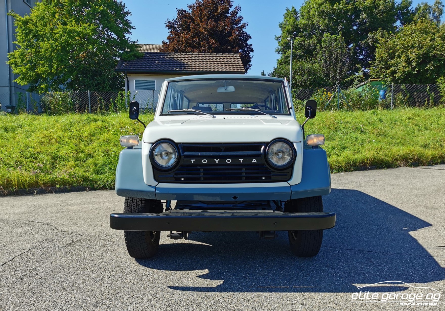 TOYOTA LAND CRUISER FJ 55 LV-image-2