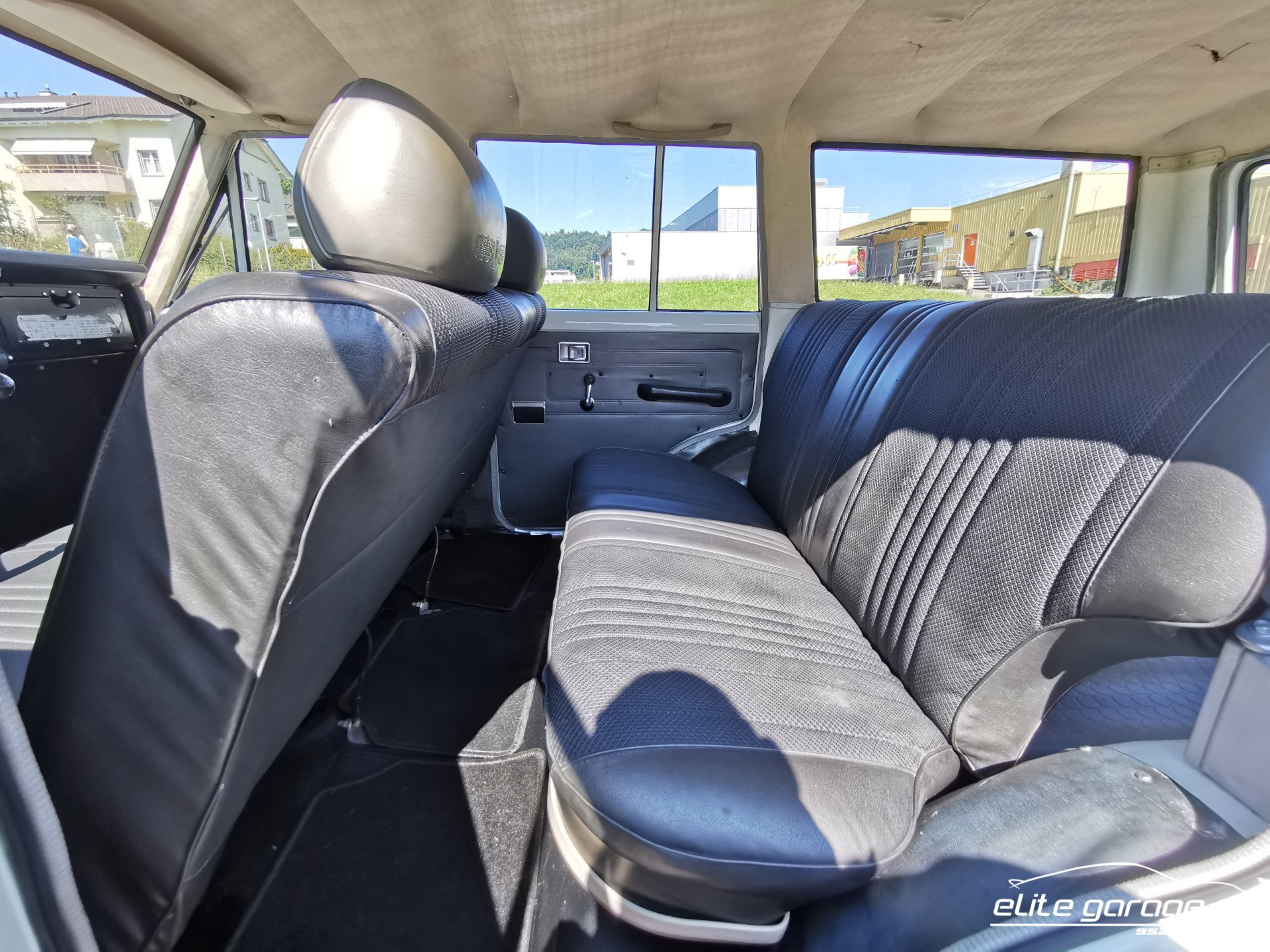 TOYOTA LAND CRUISER FJ 55 LV-image-14