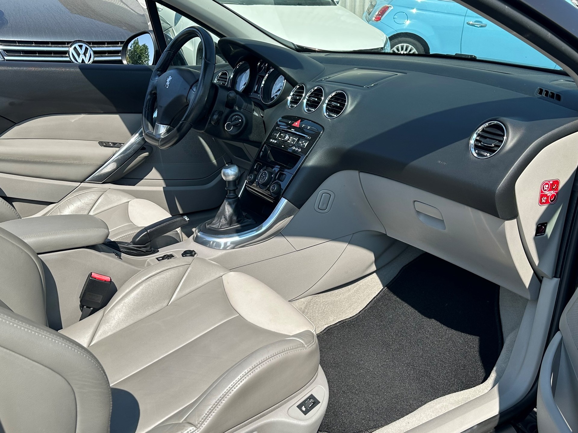 PEUGEOT 308 CC 1.6 16V Turbo Sport Pack-image-5