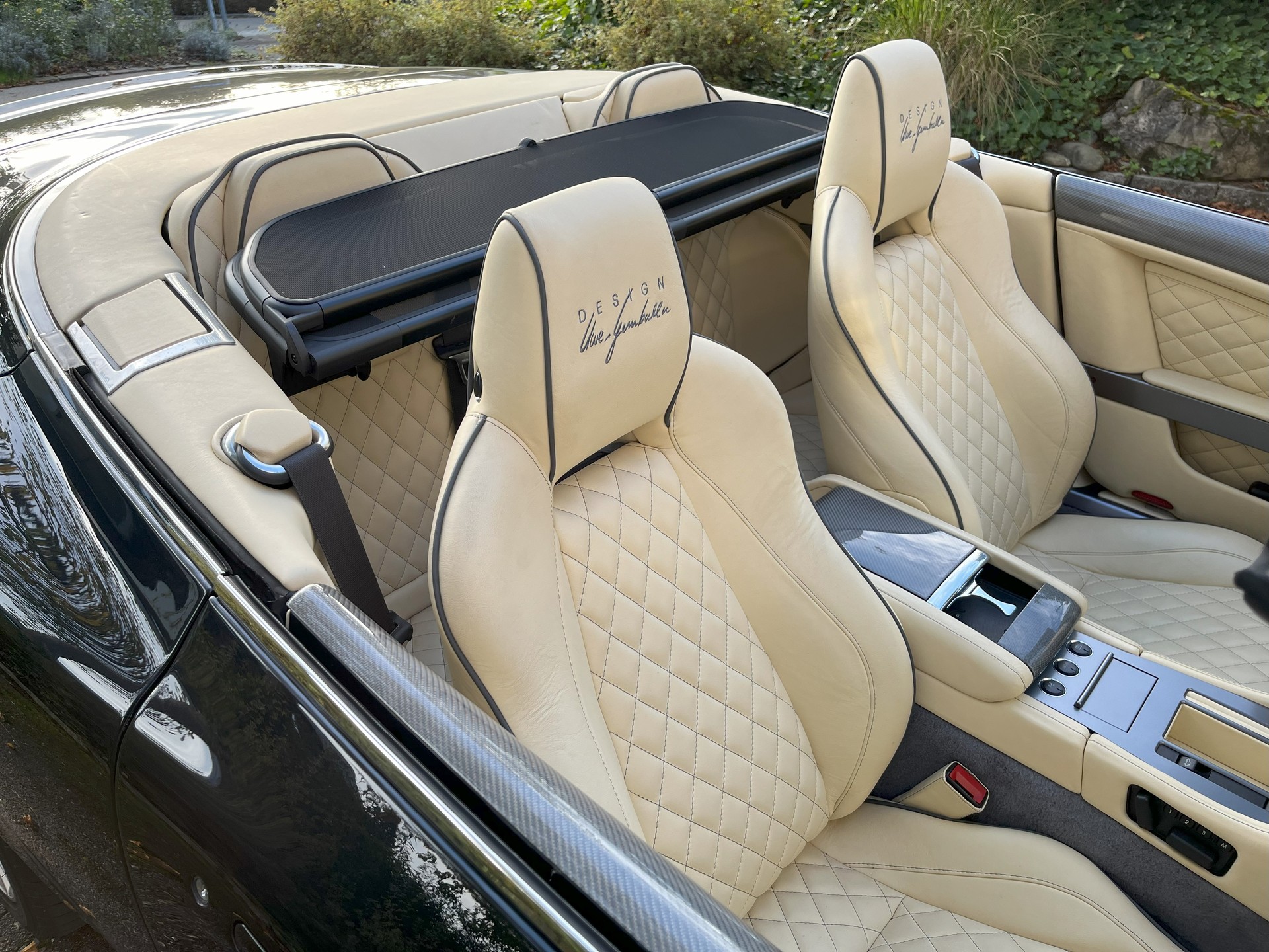 ASTON MARTIN DB9 Volante Touchtronic 2-image-3