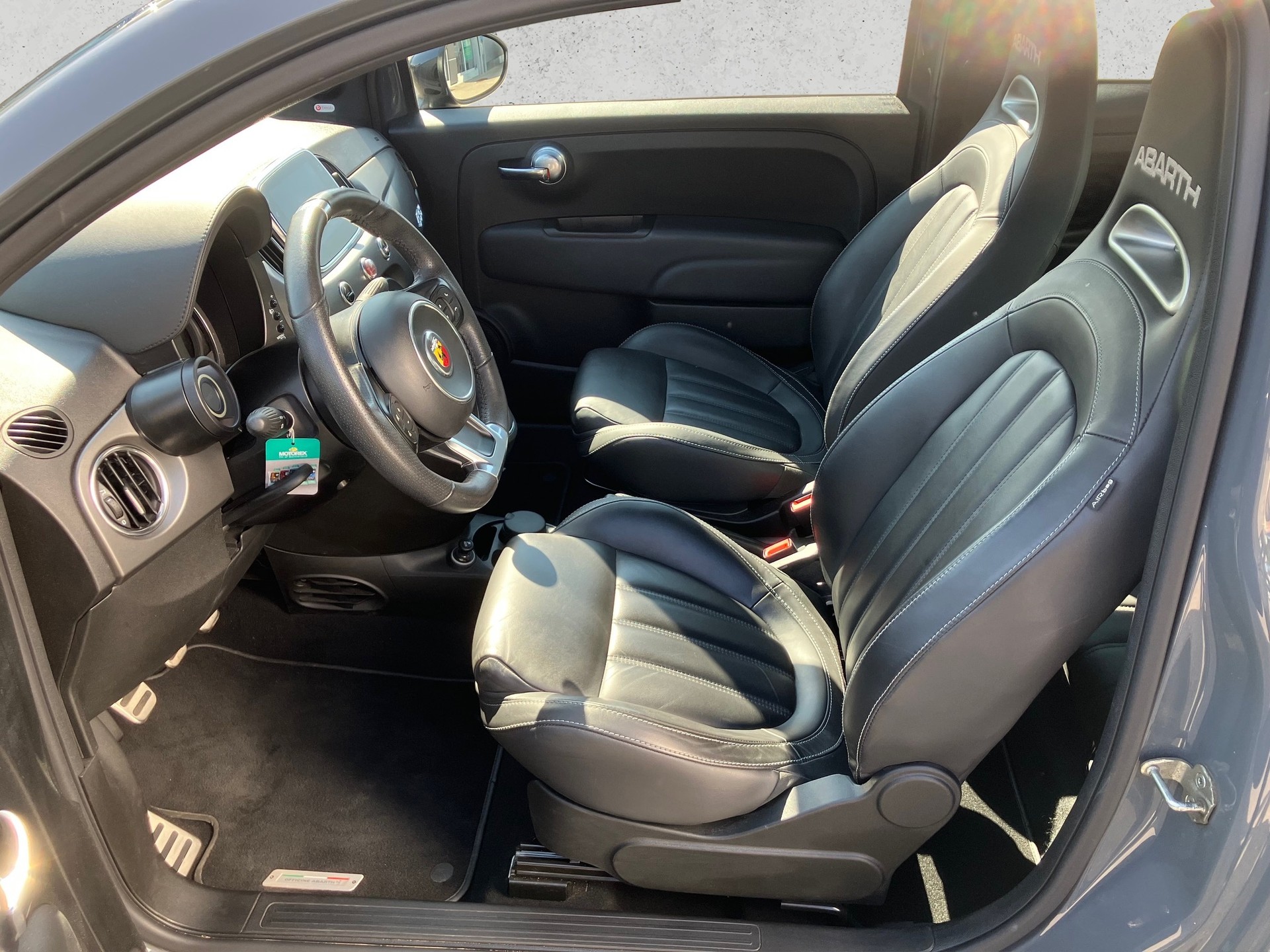 FIAT 595 Abarth 1.4 T-Jet 165 Turismo-image-8
