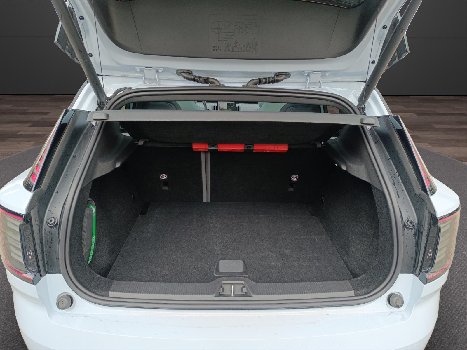 VOLVO EX30 E60 Twin Ultra Performance AWD-image-15