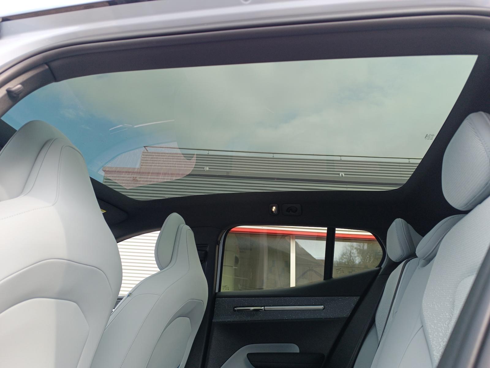 VOLVO EX30 E60 Twin Ultra Performance AWD-image-19